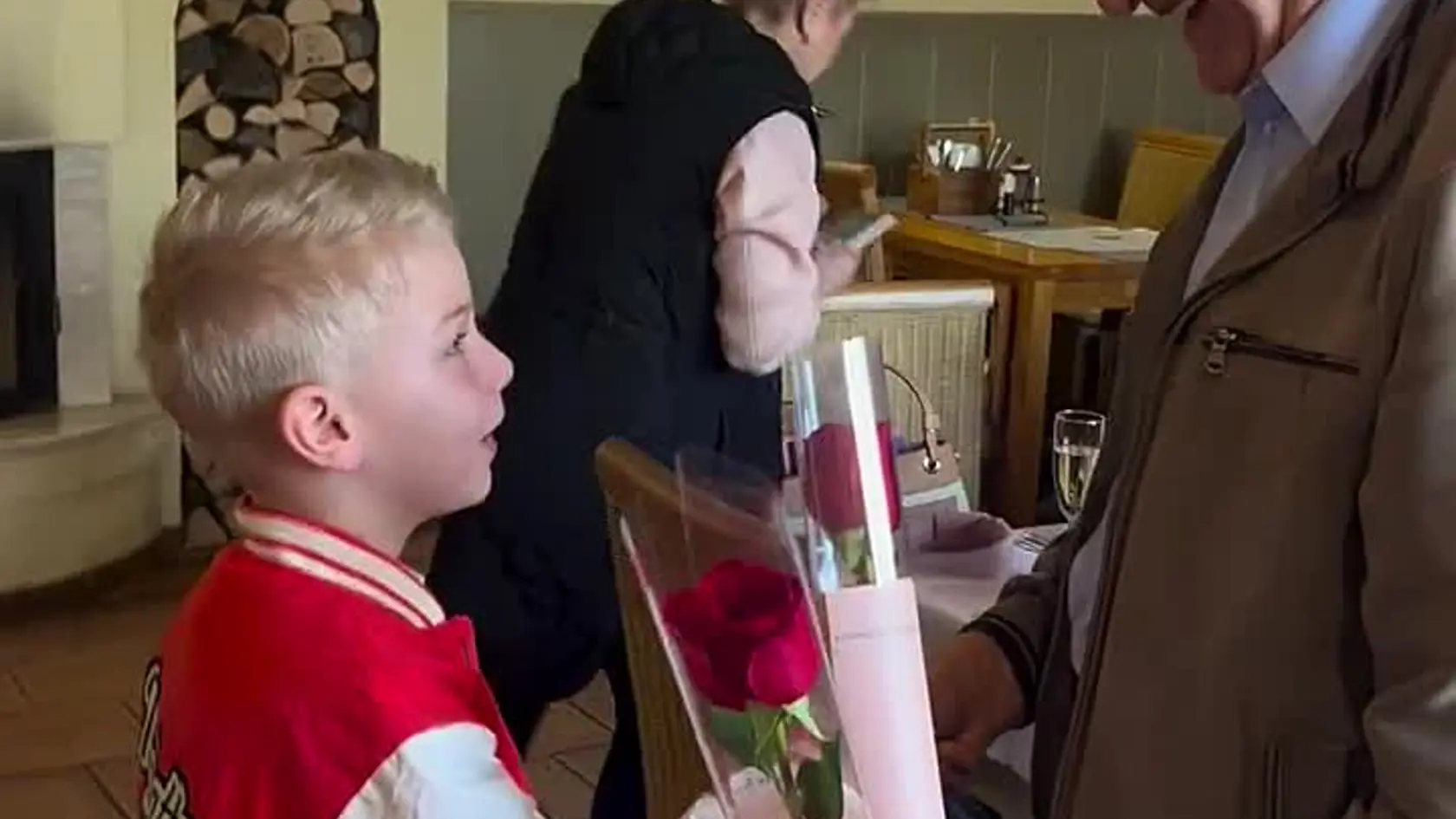 Zlatica Puškárová. Spoločná oslava! Synček mal 7 a milovaný otec 77 rokov.