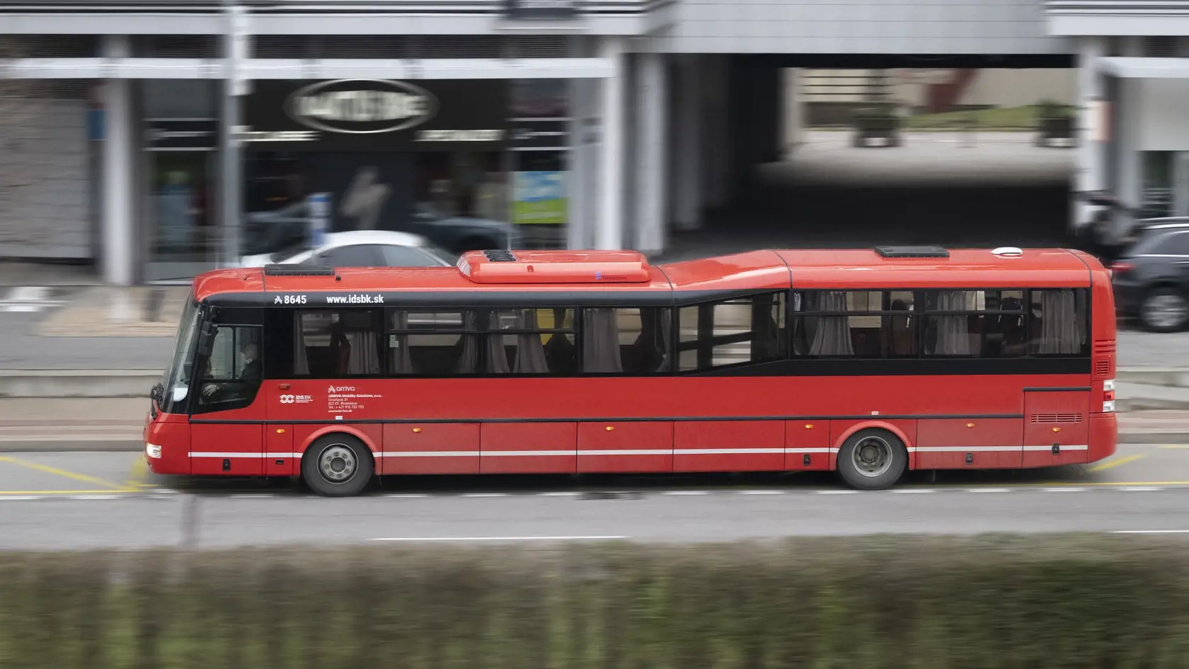 Na snímke je autobus dopravnej spoločnosti Arriva.