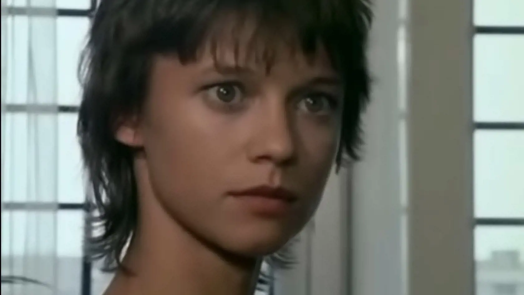 Seriál LINDA bol natočený v rokoch od 1984 do 1991 a na Slovensku sa tešila veľkej popularite.