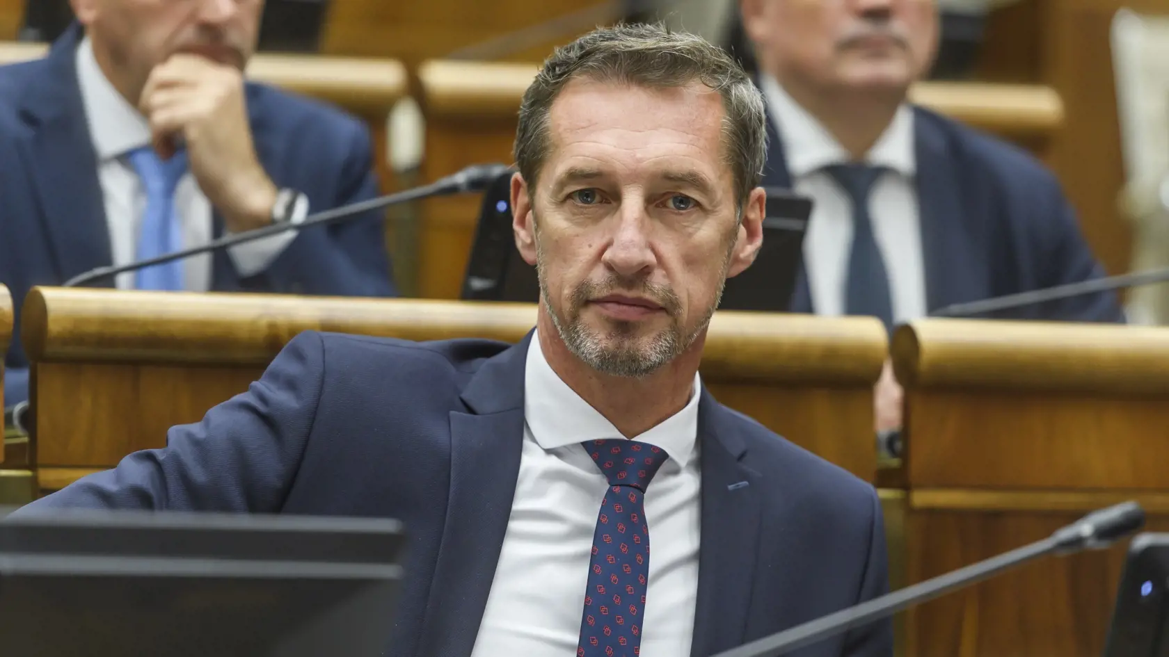 V KSK zavádzajú napríklad na trase medzi Rožňavou a Štítnikom taktovú dopravu s pravidelnými odchodmi a vyšším počtom spojov, zároveň so zlepšením koordinácie na nadväzné autobusové spoje v smere Čierna Lehota, Brdárka a Plešivec.