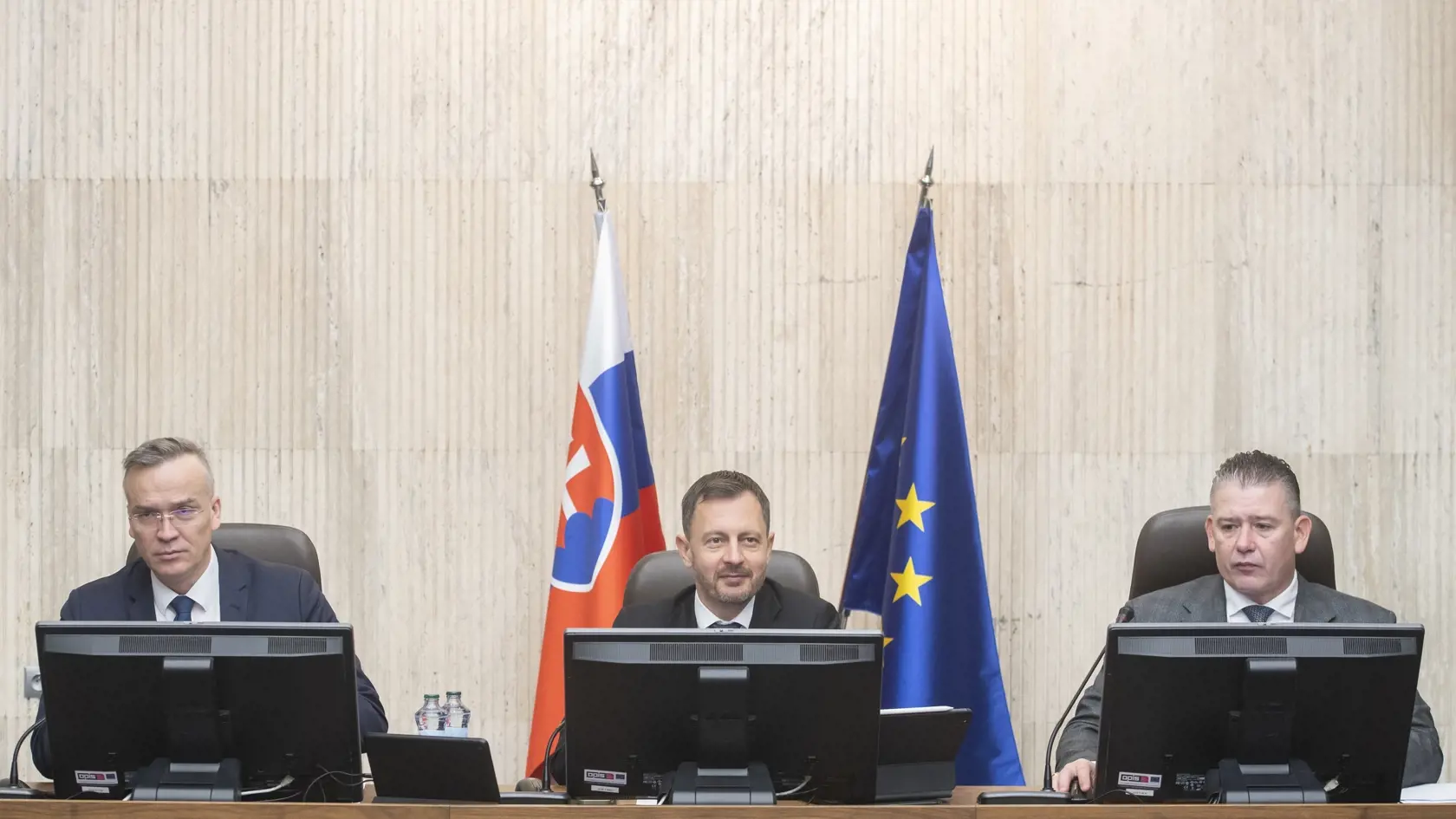 Nezanedbateľný je aj fakt, že práve Klimek sa vo veľkej miere zaslúžil o zrušenie bankového odvodu.