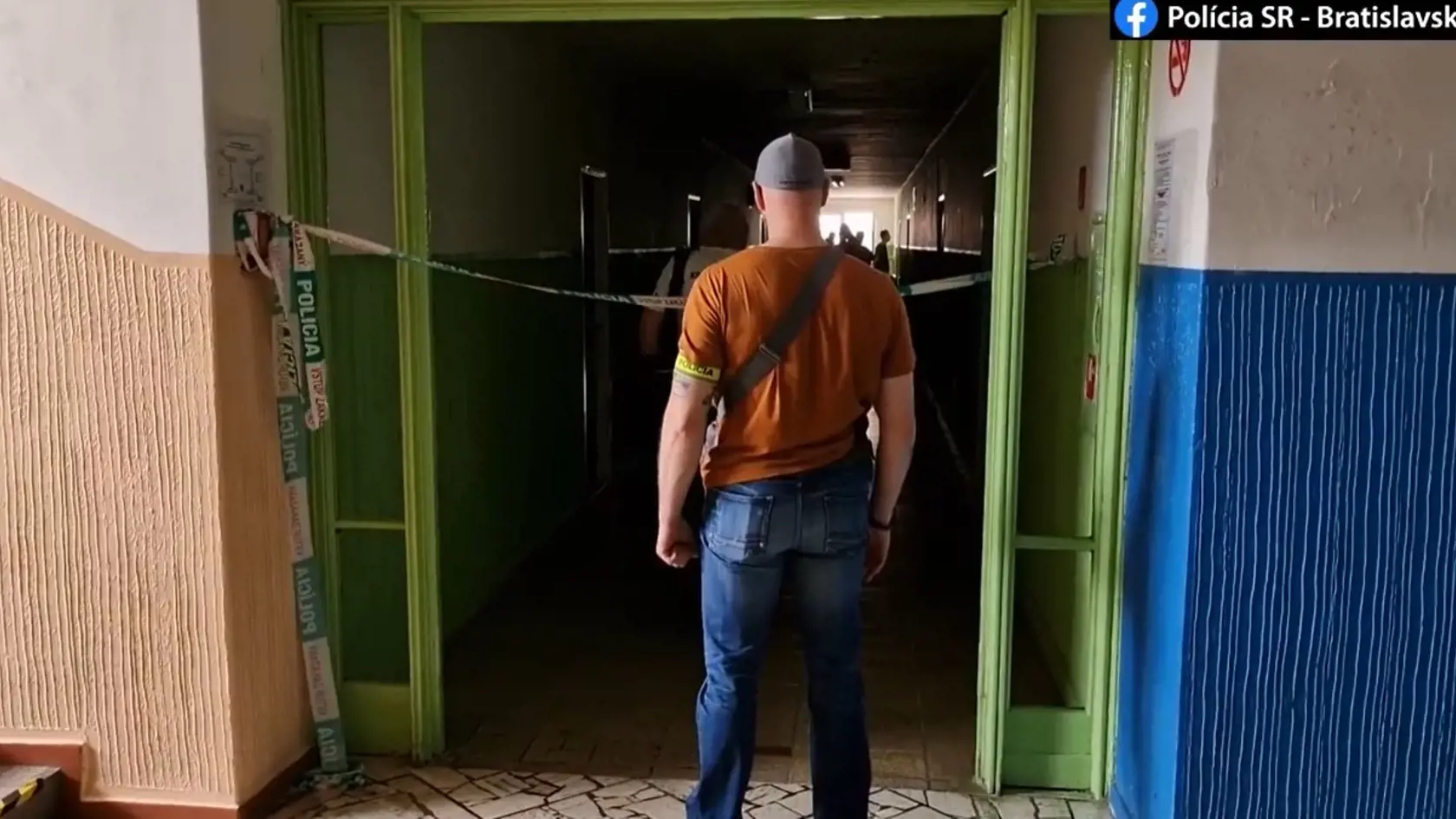 Vyšetrovateľ už vzniesol voči nemu obvinenie z obzvlášť závažného zločinu vraždy a v prípade, ak mu skutok súd dokáže, mu hrozí trest 15-20 rokov.