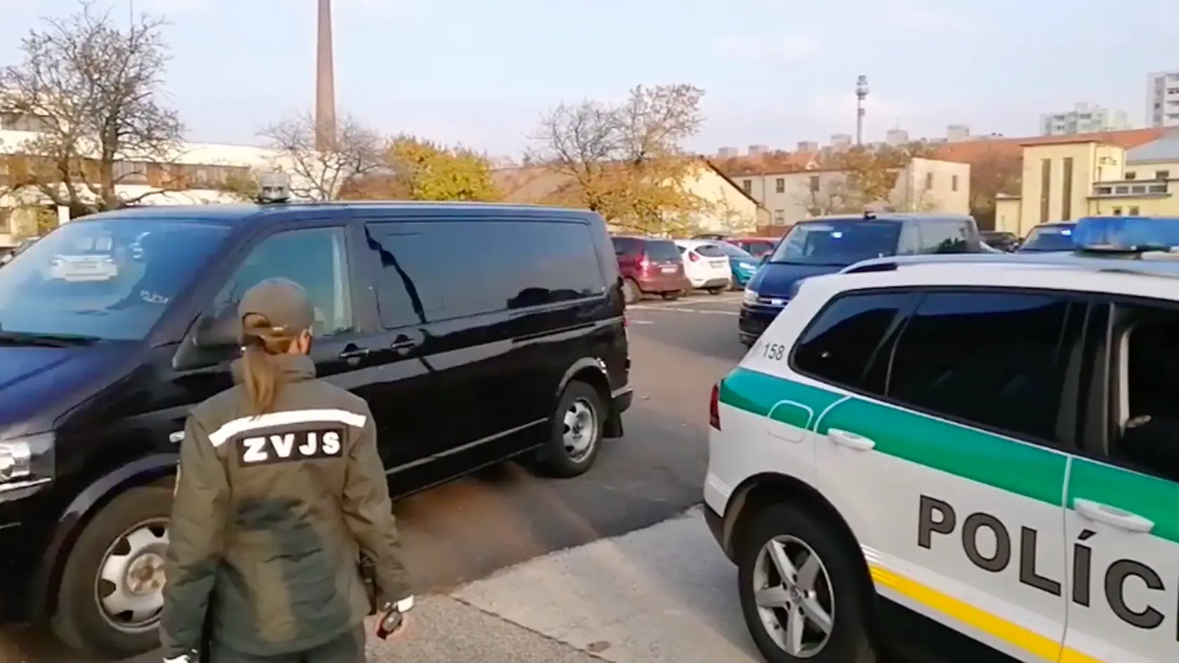 Prevoz exšéfa polície Tibora Gašpara na Špecializovaný trestný súd v Pezinku, kde sudca v nedeľu 8. novembra 2020 rozhodol o jeho vzatí do väzby.