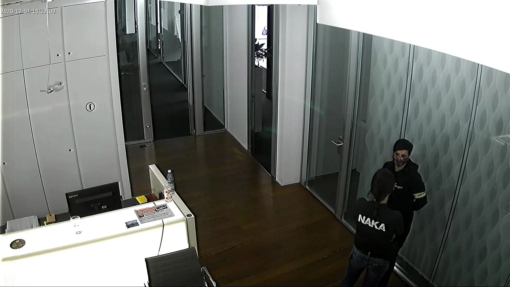 Vyšetrovateľka Babacsová prišla do Digital Parku až hodinu po začatí zásahu.