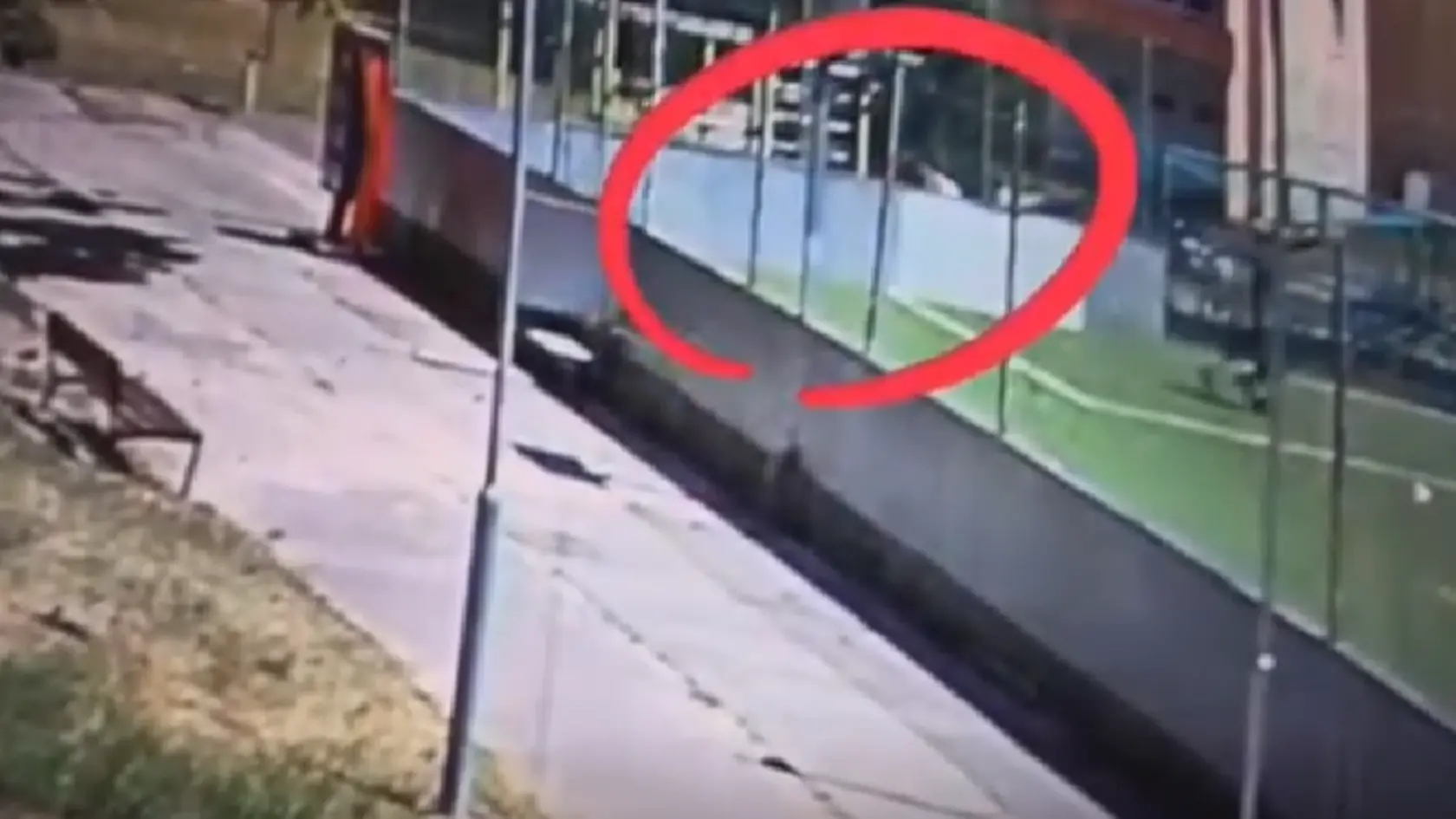 V Bratislave rieši polícia alarmujúci prípad fyzického napadnutia seniora.