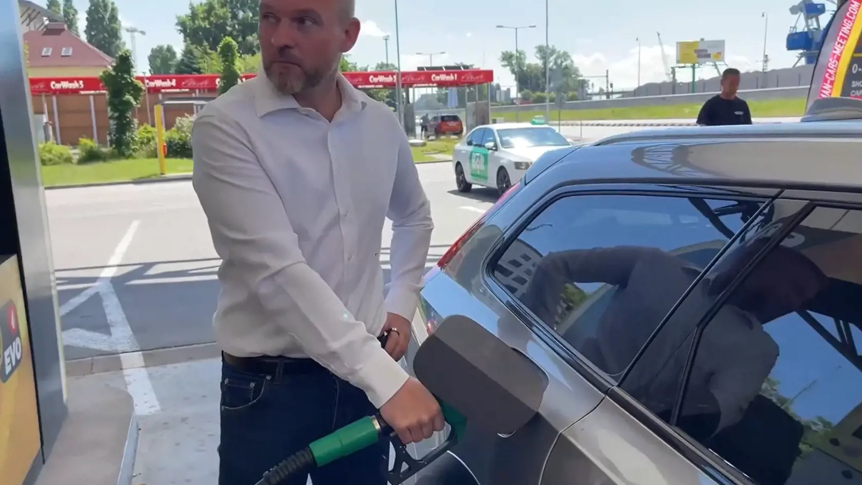 Peter Pellegrini - predseda mimoparlamentnej strany Hlas-SD