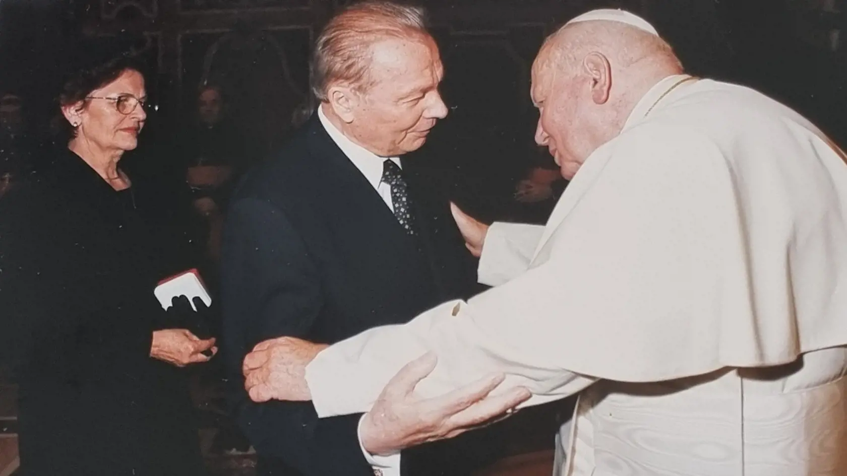 Prezident s prvou dámou stretnutie so svätým otcom Jánom Pavlom II.