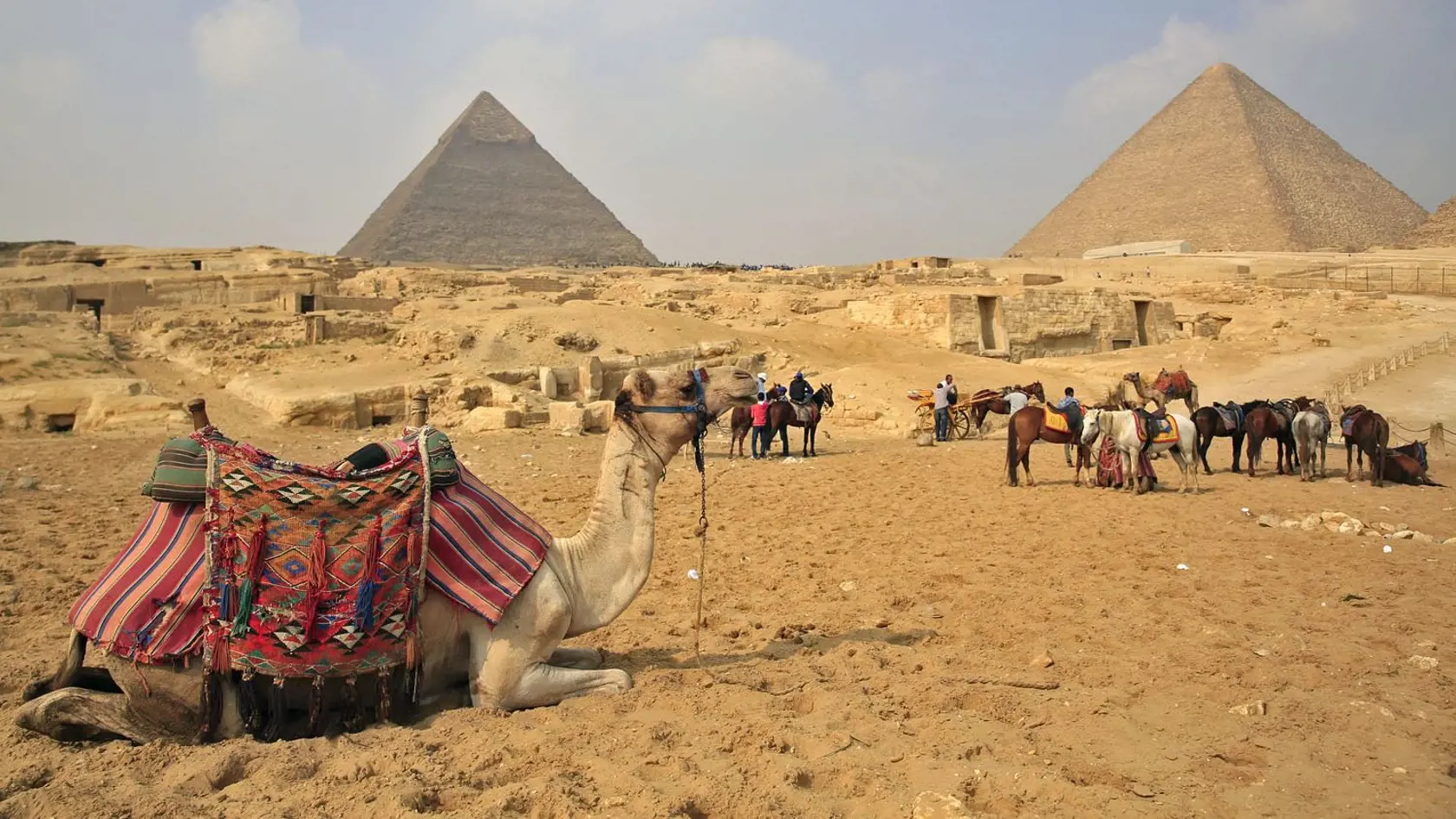 Pri ktorom egyptskom meste nájdete tieto pyramídy?