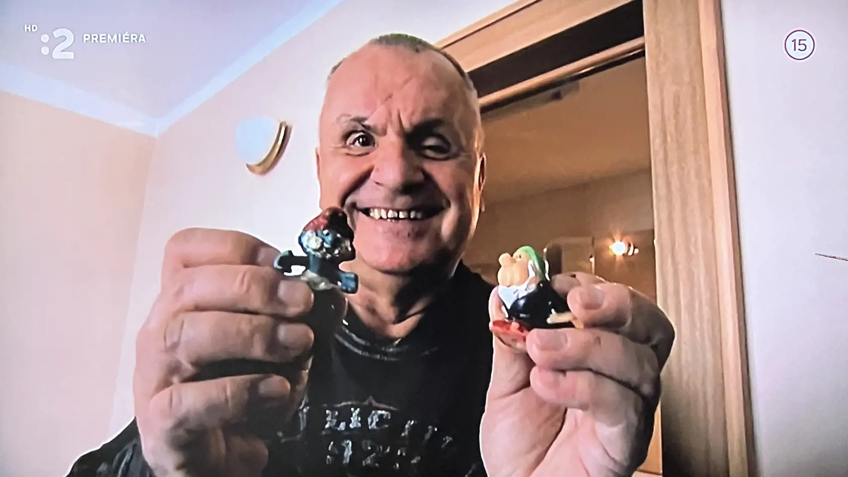 Jeho talizmany. Tatko šmolko a trpaslík.