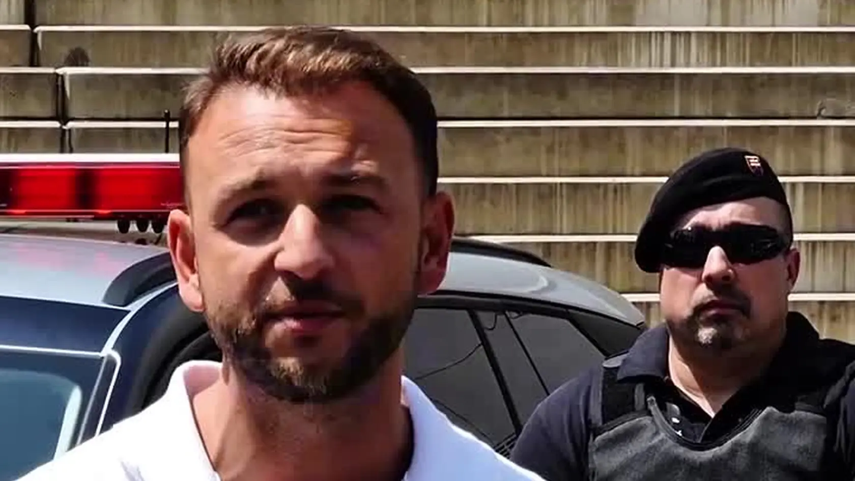 „Symbolicky pred začiatkom šampionátu (ME21 vo futbale), sme odovzdali 90 nových vozidiel pre našich policajtov. Posilníme tak poriadok a bezpečnosť nielen počas majstrovstiev, ale aj vo všetkých regiónoch Slovenska do budúcnosti," odkázal v pondelok 9. júna minister.