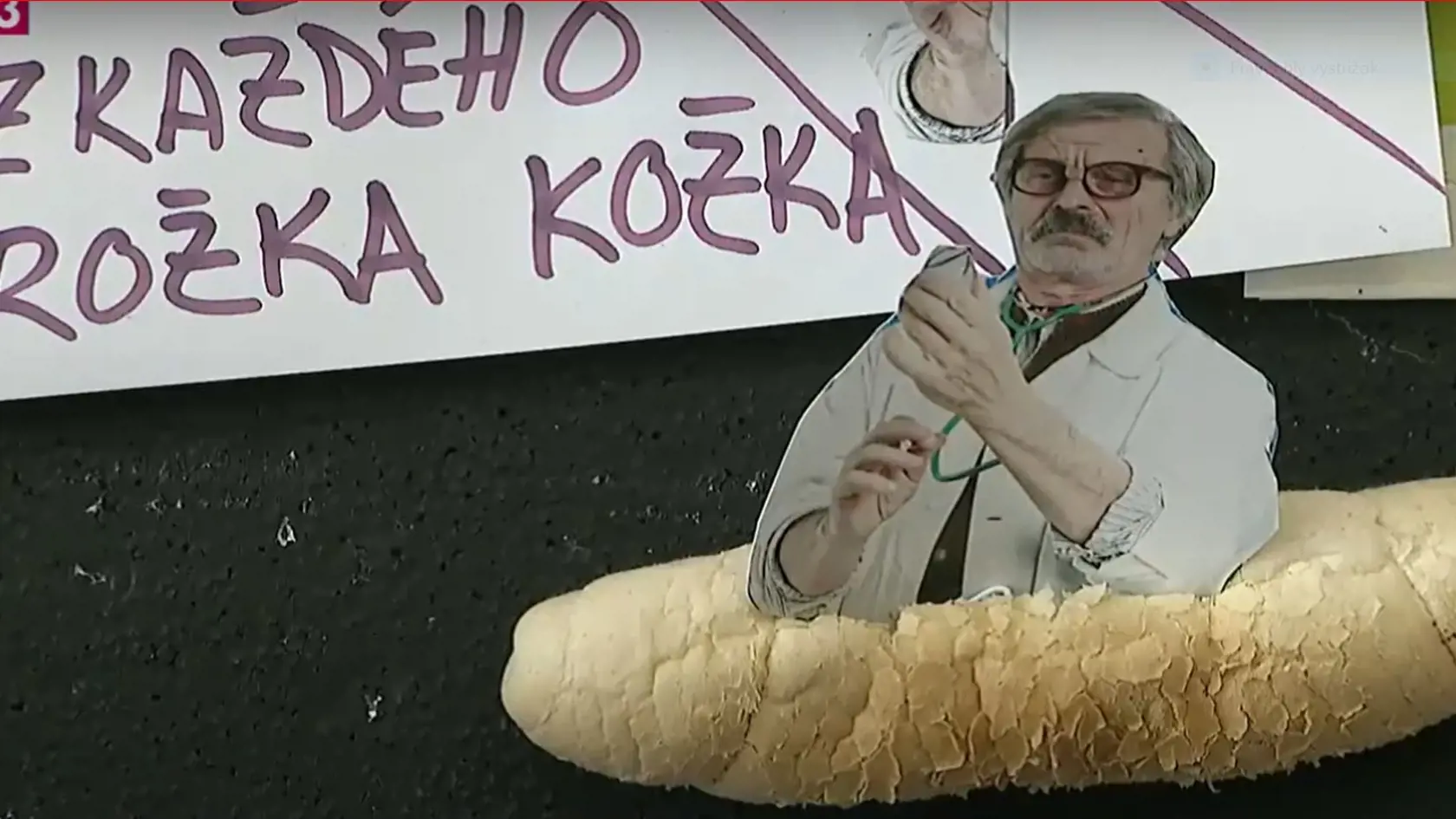 Štefan Kožka patril k charakterovým slovenským hercom. Takúto recesiu si z neho spravil Michal Kubovčík , známy zo seriálu Horná DOlná.