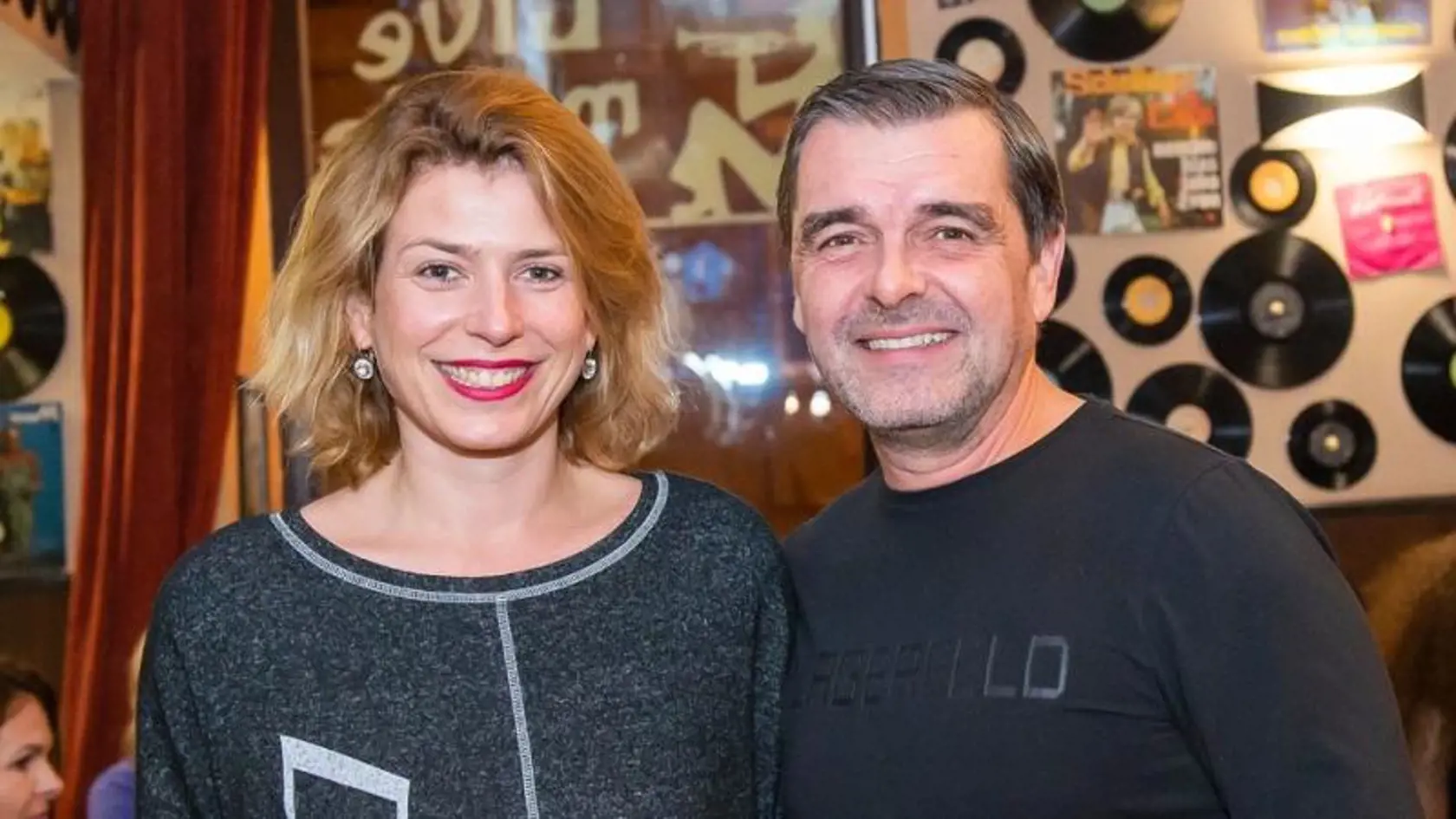 Peter Kočiš s priateľkou.