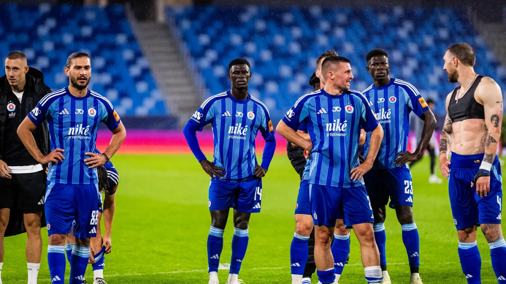 Prípravný futbalový zápas ŠK Slovan Bratislava - Wisla Krakov. Na snímke Róbert Mak, Alasana Yirajang, Kyriakos Savvidis.