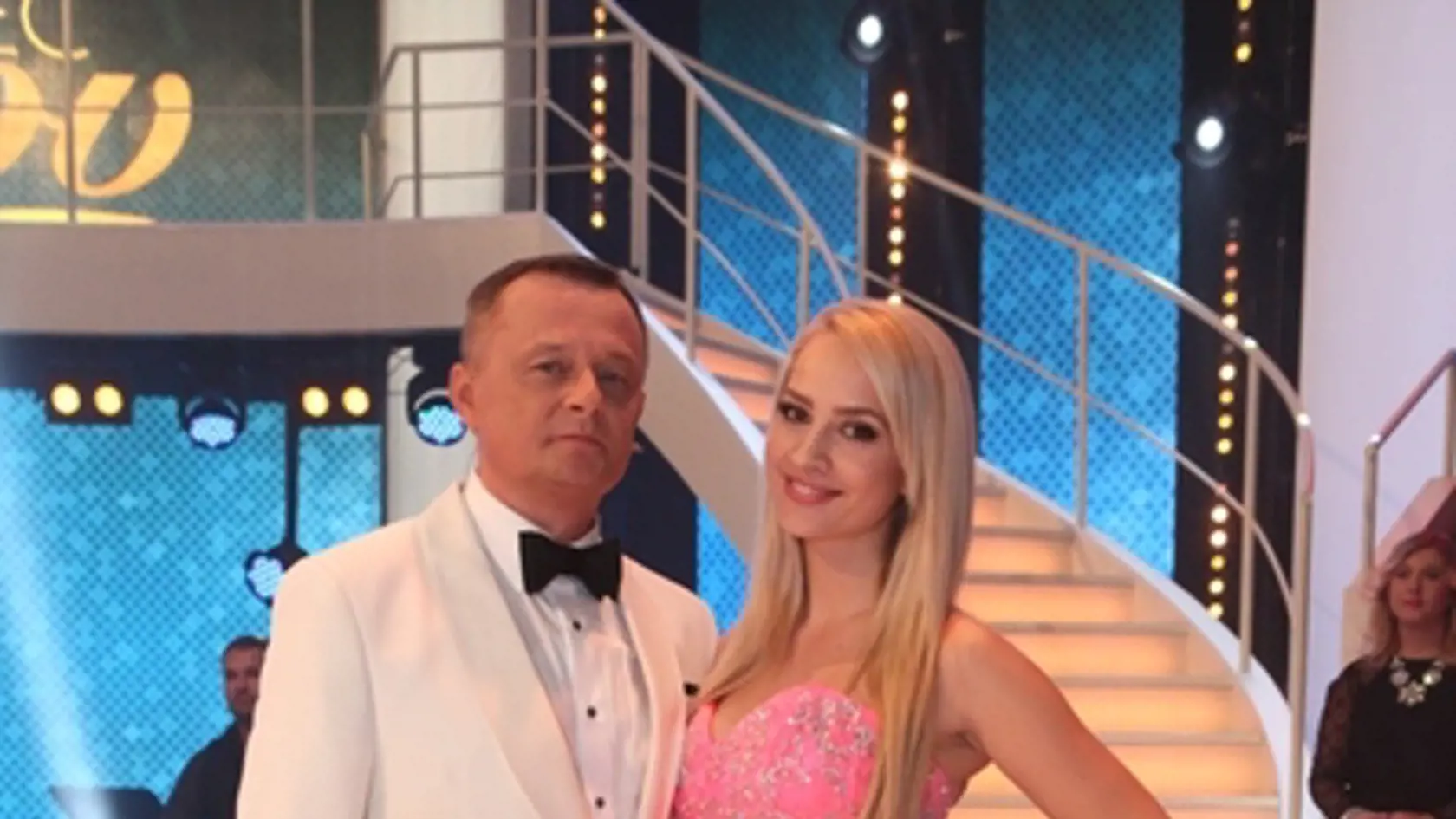 Barbora Rakovská a Vilo Rozboril ako moderátori šou Tanec snov.
