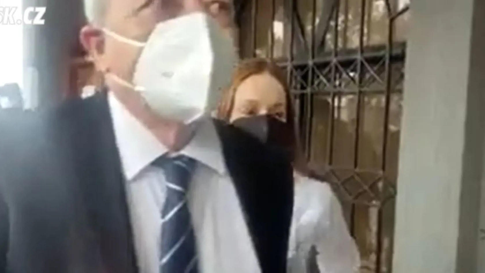 O dojemnom stretnutí neslávne známej Češky a jej otca informoval český denník Blesk.cz, ktorý zároveň zverejnil nové zábery zmenenej Terezy.