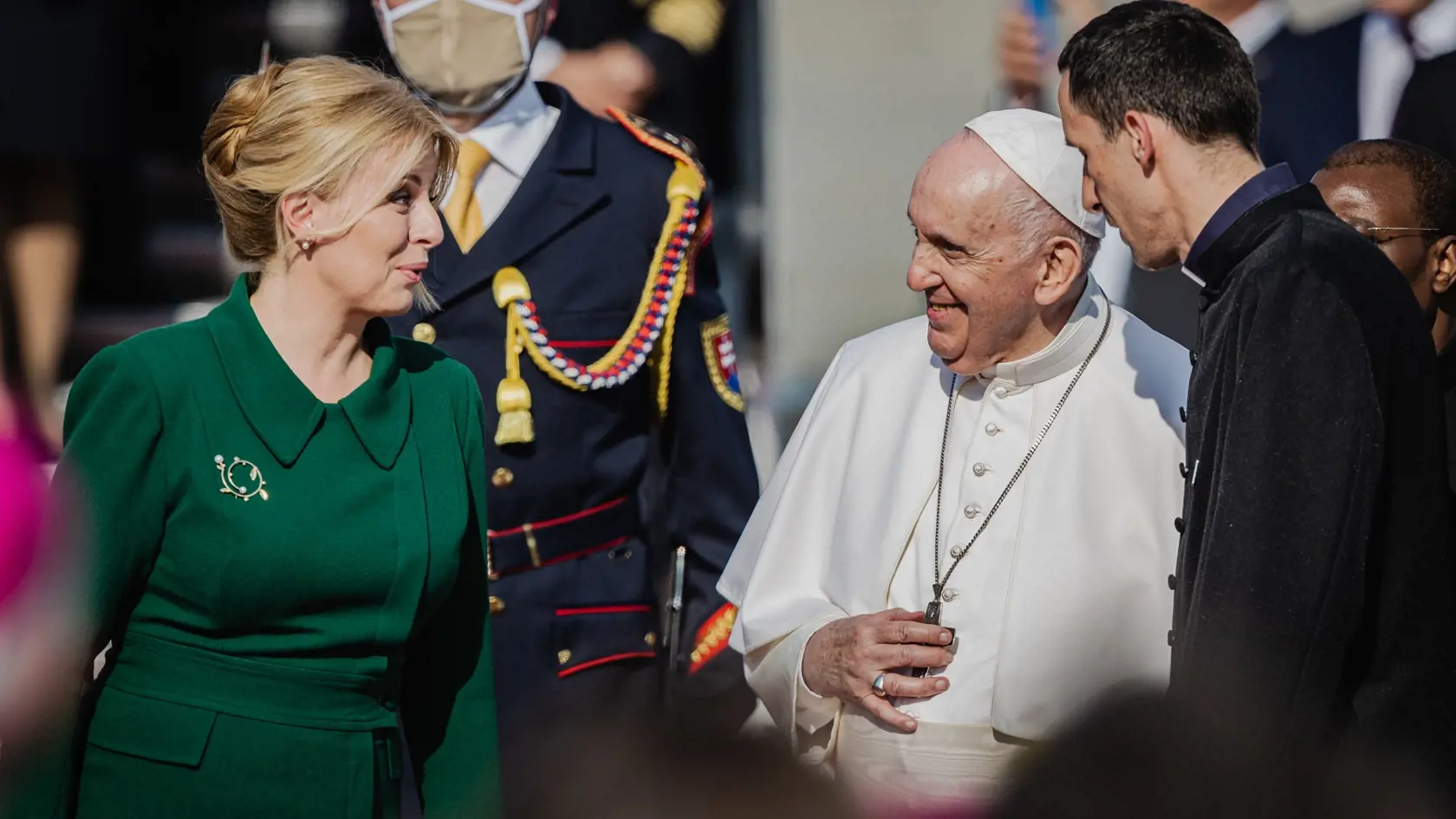 Pápež František priletel v nedeľu 12.9. 2021 na štvordňovú návštevu Slovenskej republiky. Na snímke Pápež František, vlastným menom Jorge Mario Bergoglio a Prezidentka Zuzana Čaputová.