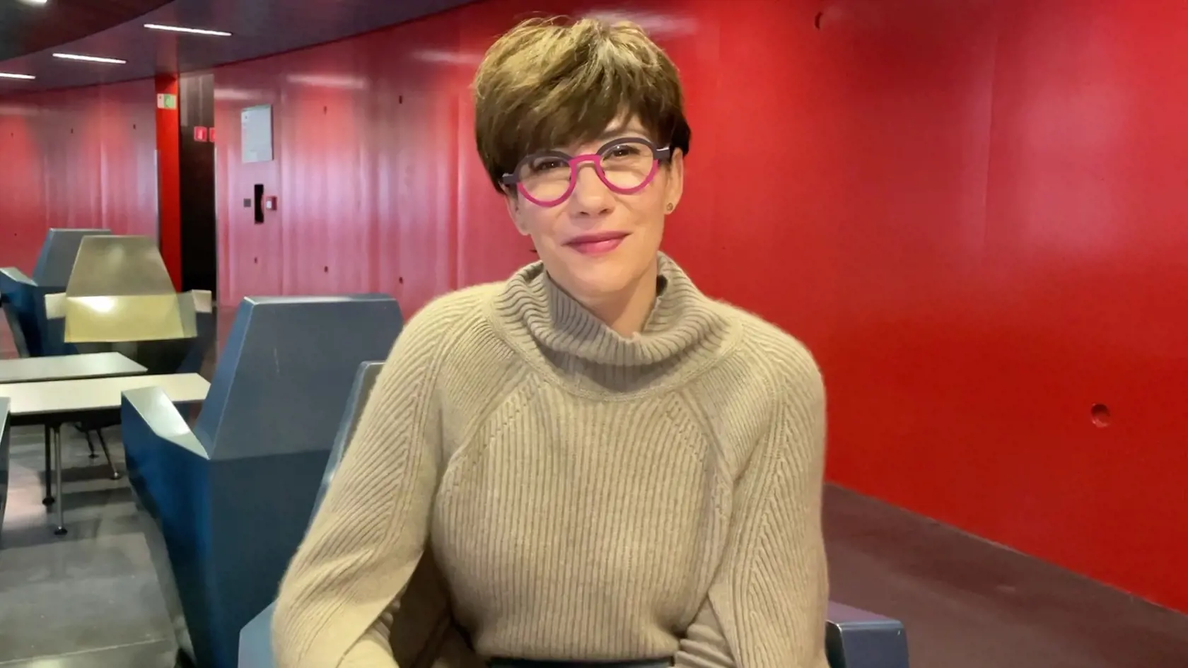 Lucia Ďuriš Nicholsonová na svojom videu.