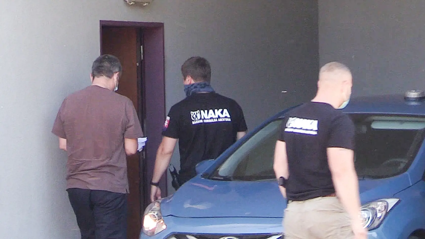 Národná kriminálna agentúra zasahovala v stredu v Bratislavskom a Žilinskom kraji. Aktuálne s obvinenými prebieha na Špecializovanom trestnom súde v Pezinku súdne pojednávanie.