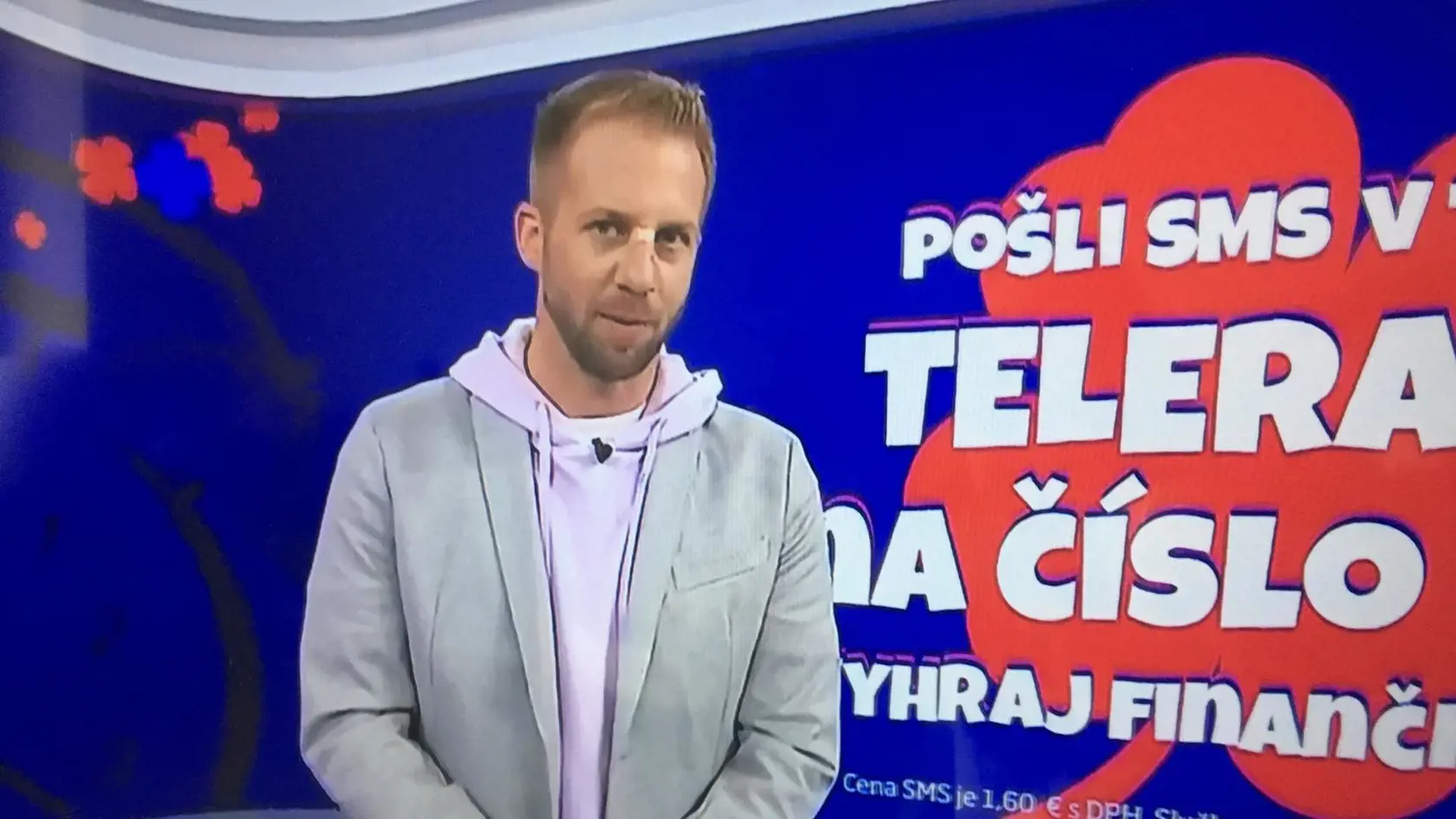 Moderátor Telerána Matúš Krnčok zostal po vulgarizme diváčky zaskočený.