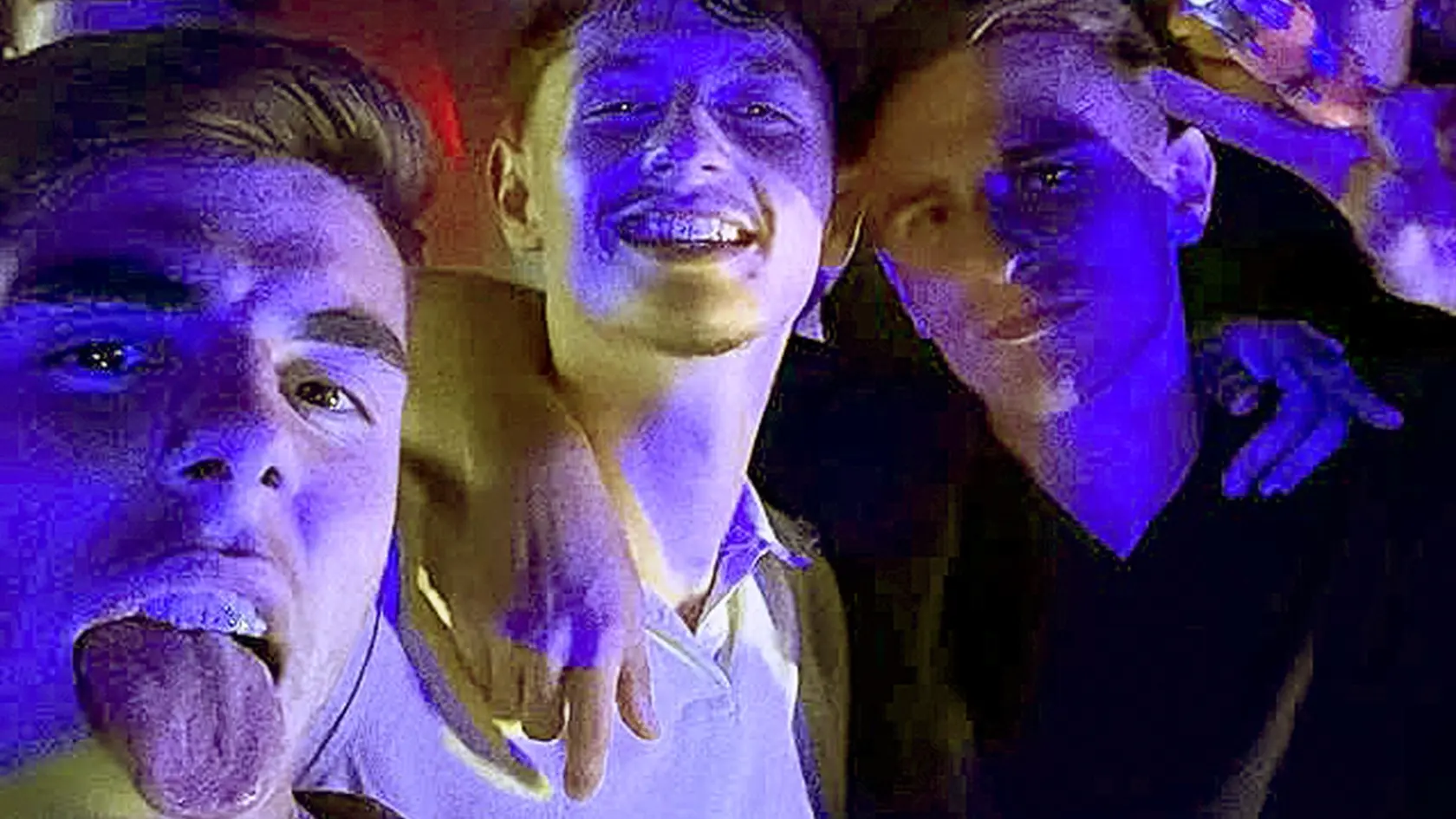 Pár hodín po rozlúčke si chalani vyrazili. (Zľava Adam Obert, Dominik Hollý, Artur Gajdoš).