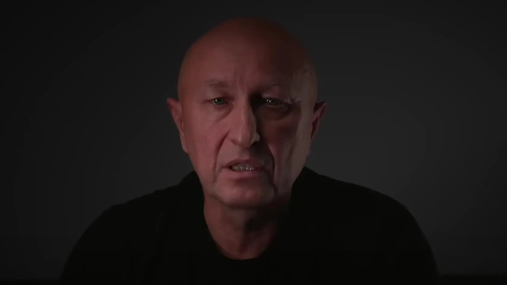 Zoroslav Kollár sa tlačí do politiky, podľa odborníka však šancu s vlastnou stranou nemá.