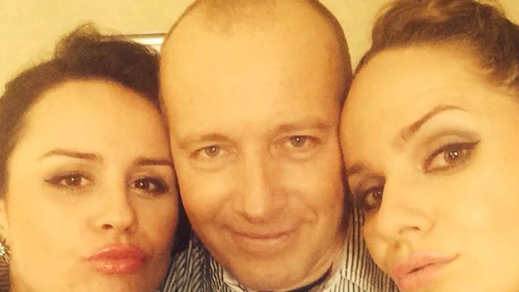 Zuzana Šebová a Petra Polnišová ako Cuky a Luky zlákali na fotku aj Borisa Kollára.