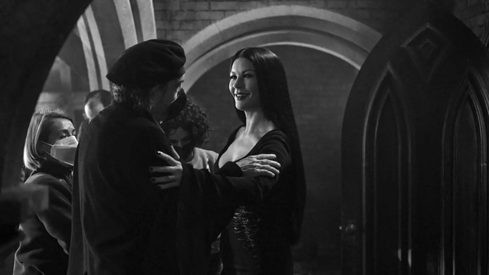 Catherine Zeta-Jones ako Morticia Adams