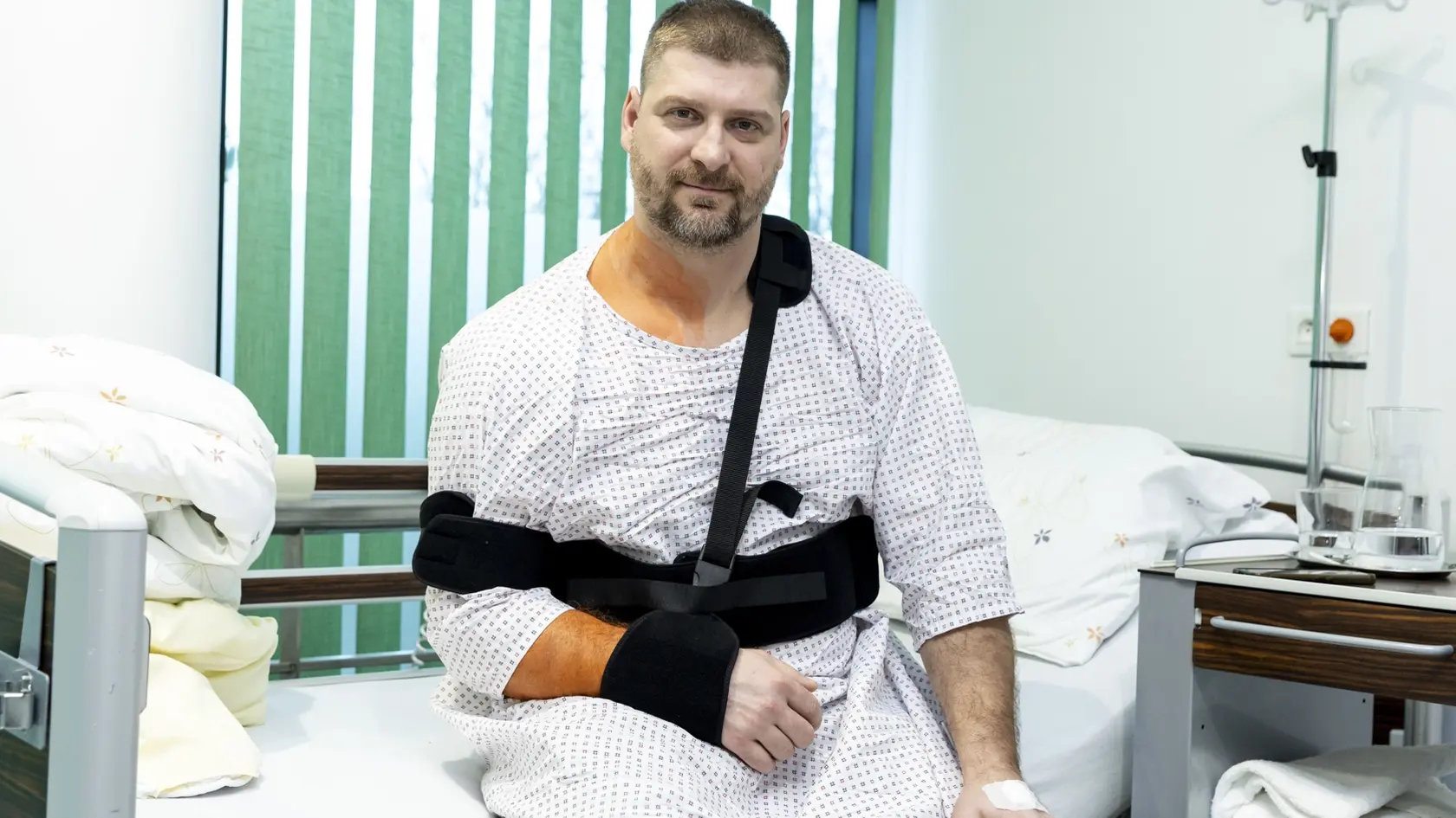 Skúsený obranca absolvoval v decembri operáciu ramena a aj preto chce ďalej pokračovať v kariére.
