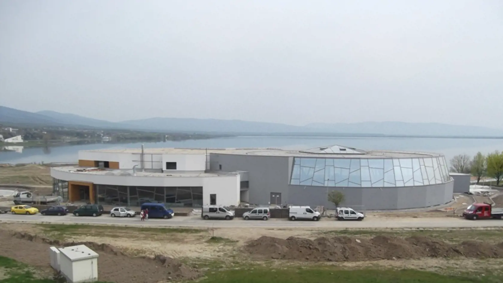 Stavbári finišujú: Po dvoch  rokoch sa blížia k cieľu.