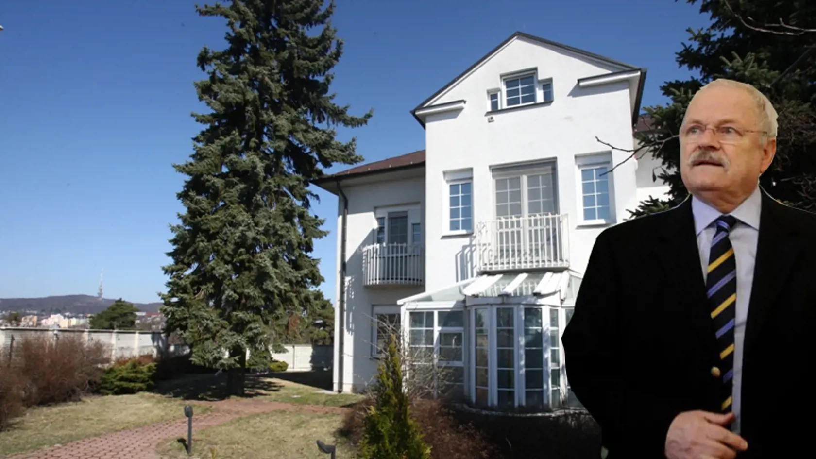 Schusterova vila: Stavba je
na exkluzívnom
43-árovom pozemku
s výhľadom na Slavín
i celú Bratislavu.
