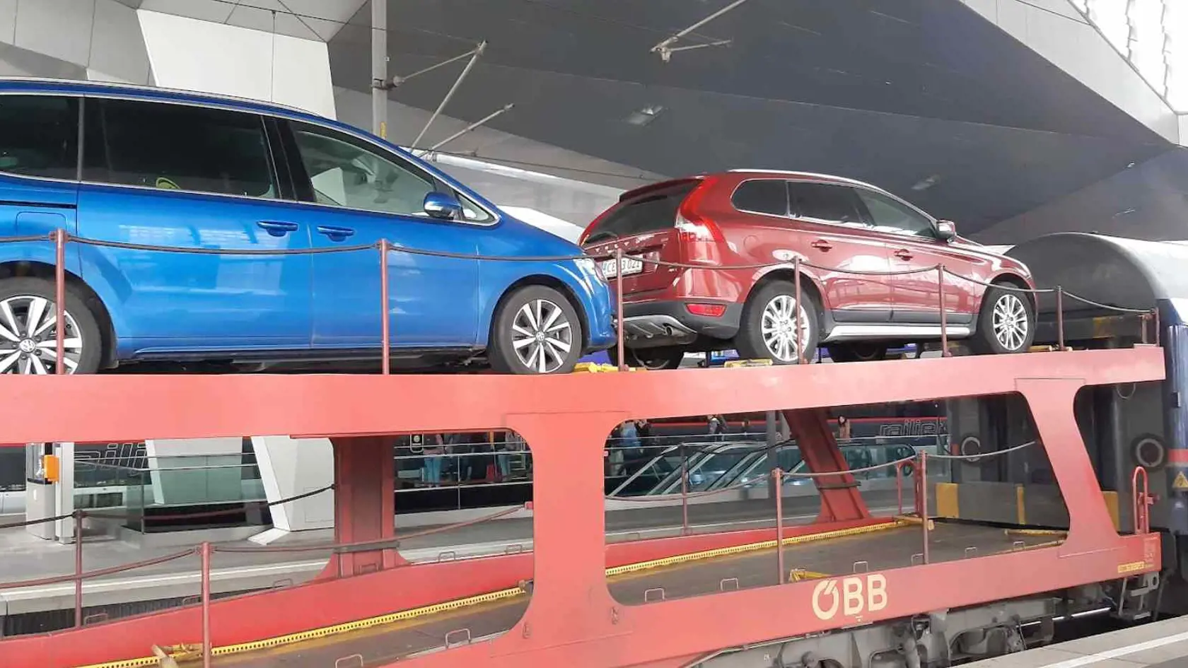 ZSSK vám do Chorvátska odvezie aj auto, motorku alebo bicykel.