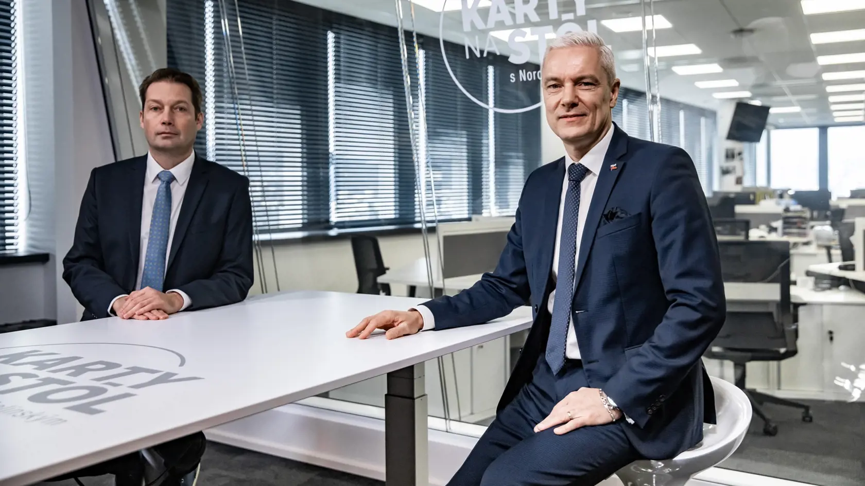 Diskusná relácia “Karty na stôl”, ktorej hosťom bol Ján Ferenčák (Hlas-SD), predseda Výboru NR SR pre európske záležitosti, viceprezident ÚMS.