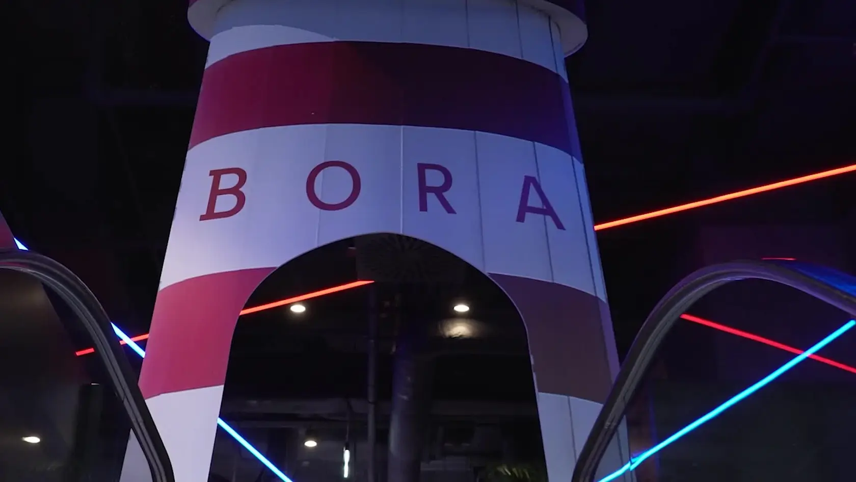 Premiéra BORY: Maštalírova žena ako dievčatko, ezoterická Mauréry a s kým prišiel Kiko Baran?