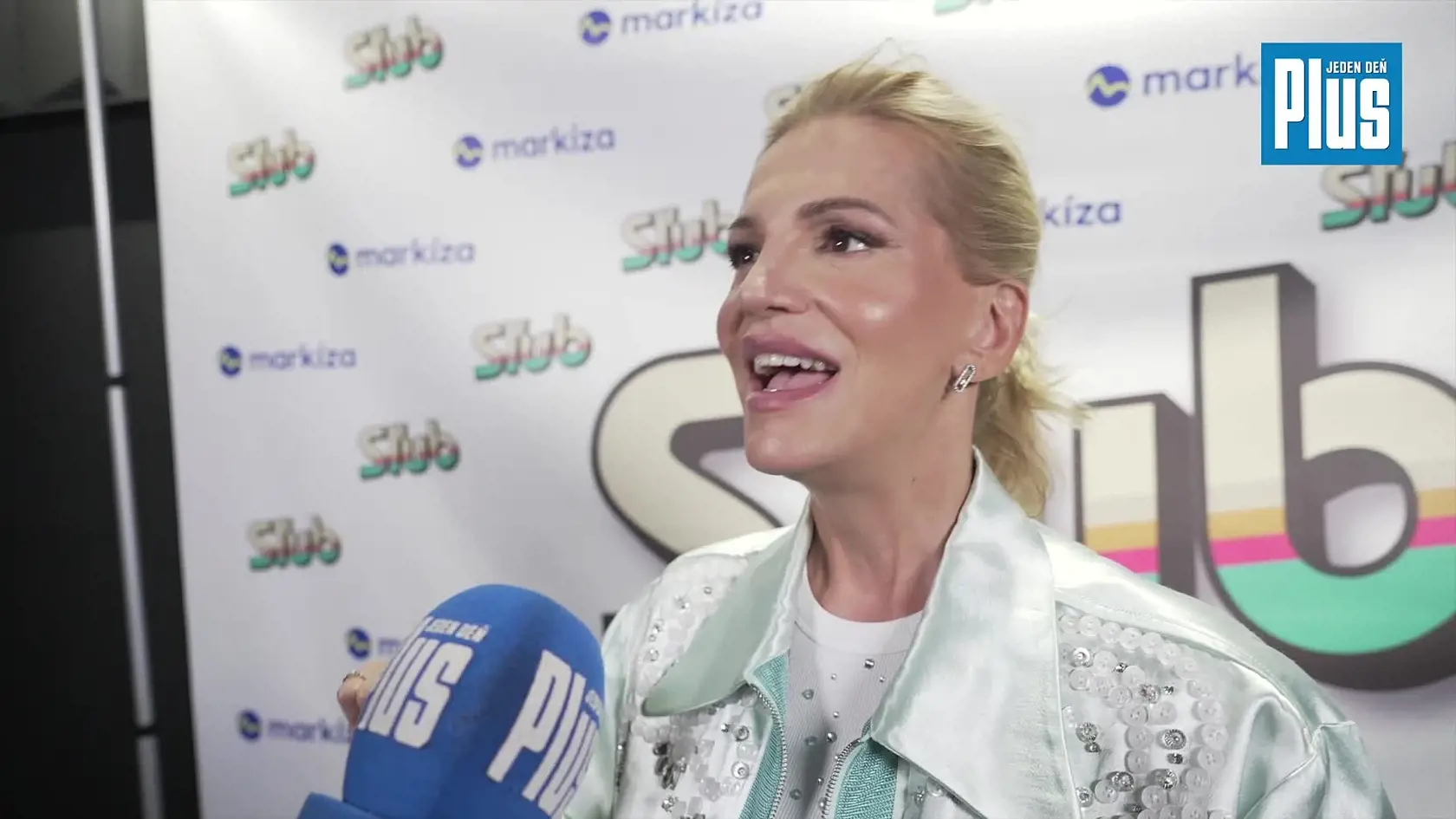 Na ľavej ruke Dary Rolins (52) sa už niekoľko dní vyníma krásny prstienok. Speváčka sa totiž na sklonku roka zasnúbila. Nám najnovšie prezradila, ako to celé prebiehalo.