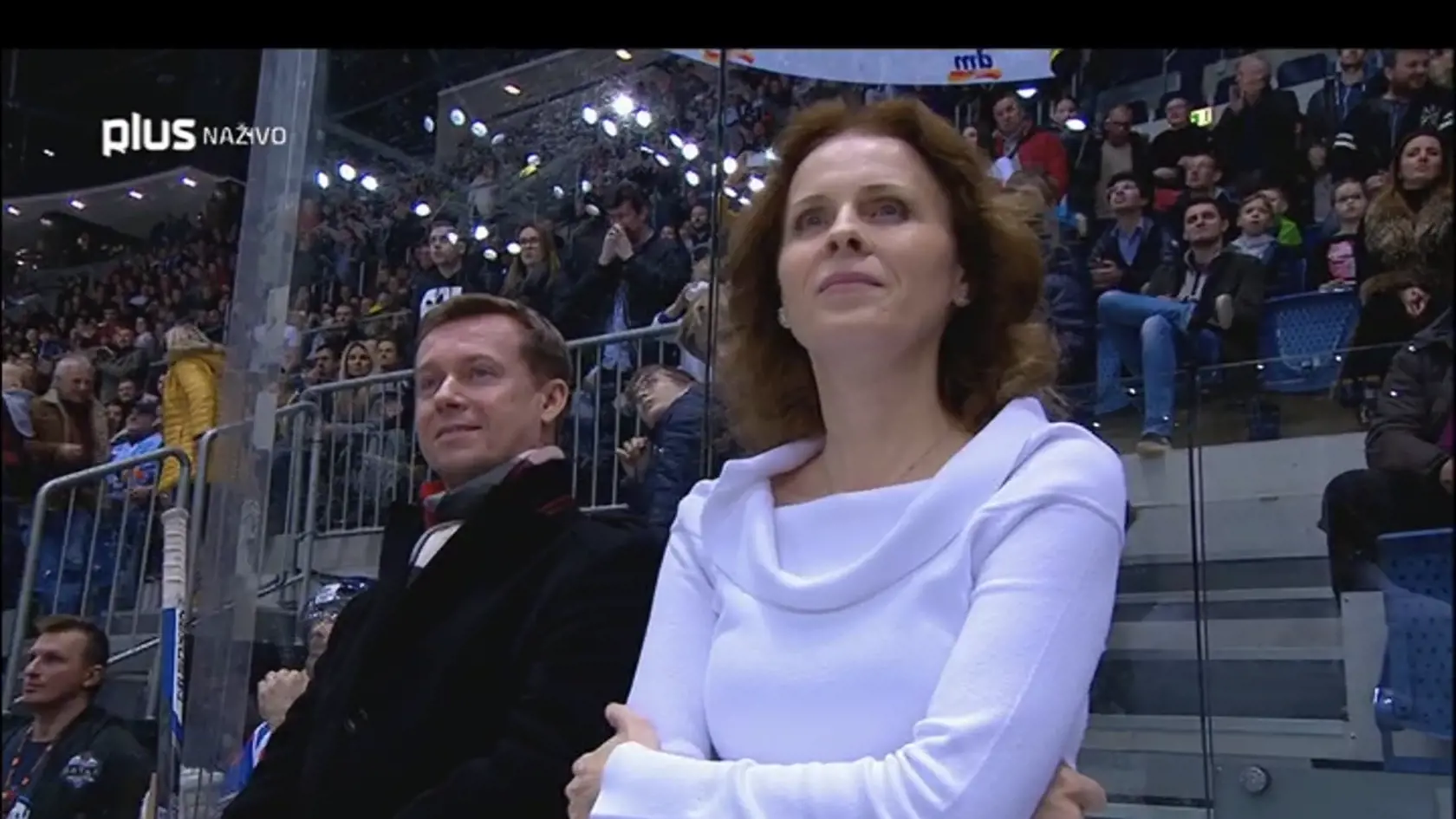 Ingrid Šatanová chodila svojho manžela počas jeho kariéry pravidelne osobne podporovať.