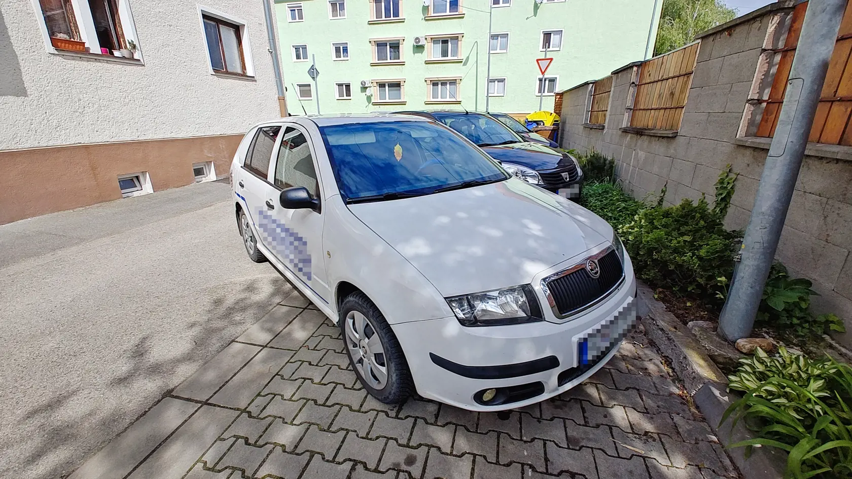 Hrôzostrašný čin v Hlohovci: V byte našli telo mladíka, zabiť ho mal vlastný otec!