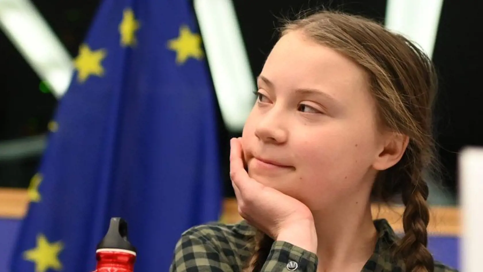 Mladá švédska enviromentálna aktivistka Greta Thunberg (16).