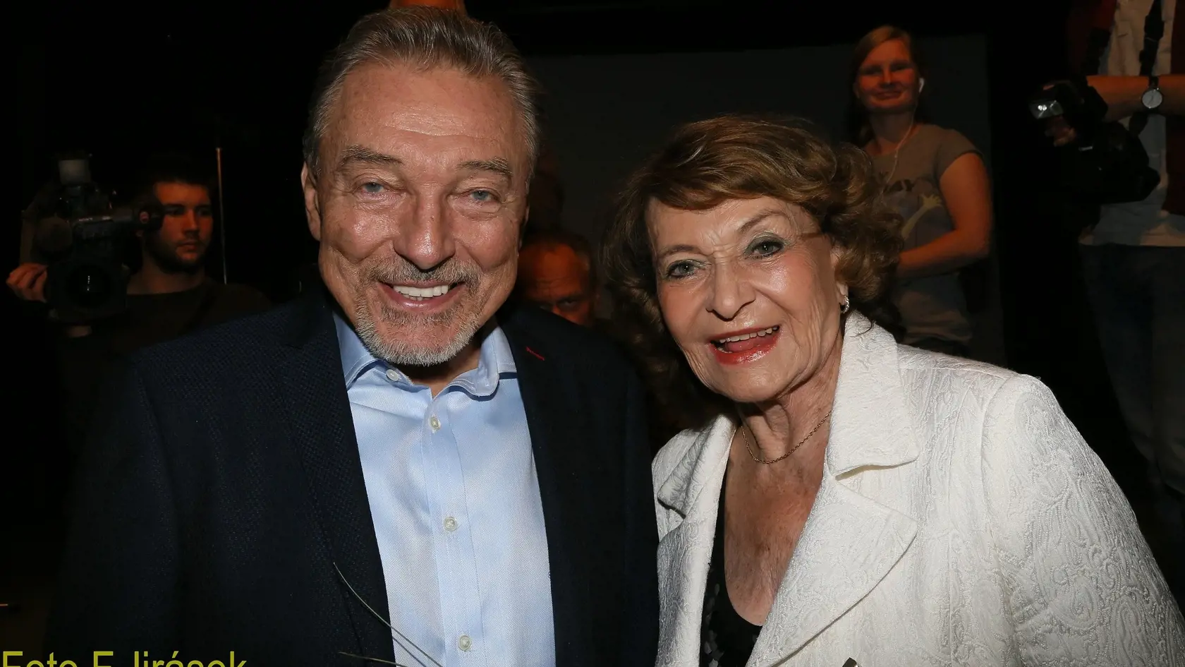 Yvetta Simonová a Karel Gott. Na šľahačku speváčka chodila ešte s jeho otcom, Karlom Gottom starším.