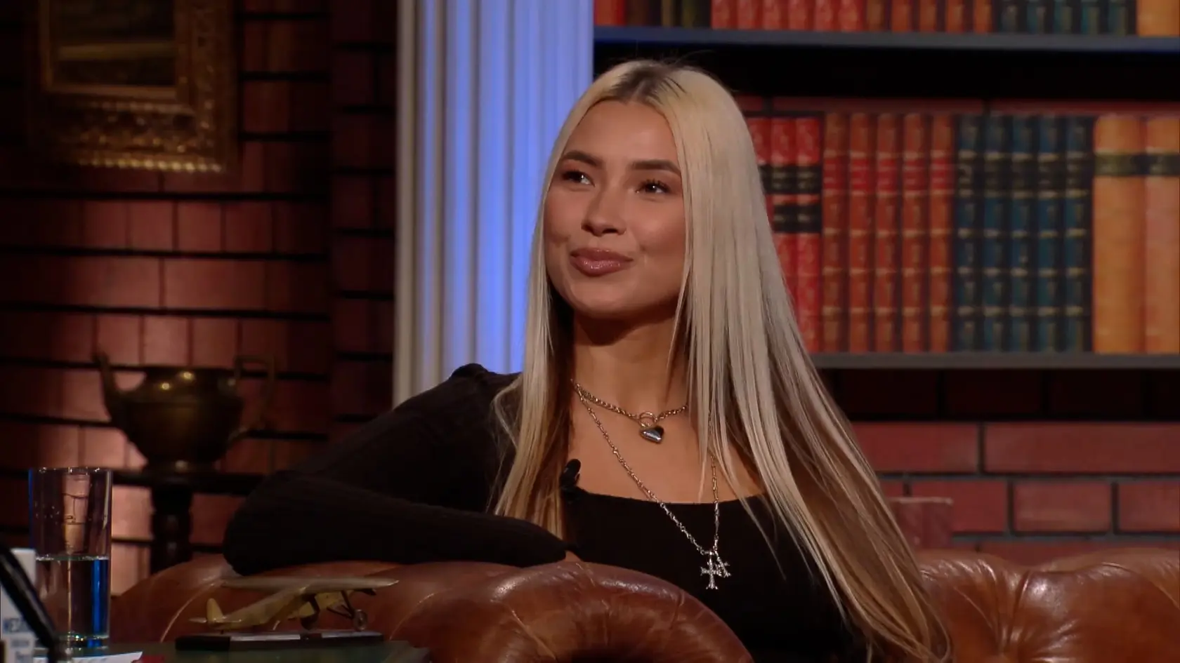 Ronie bola hosťom Petra Marcina v talkšou Neskoro večer