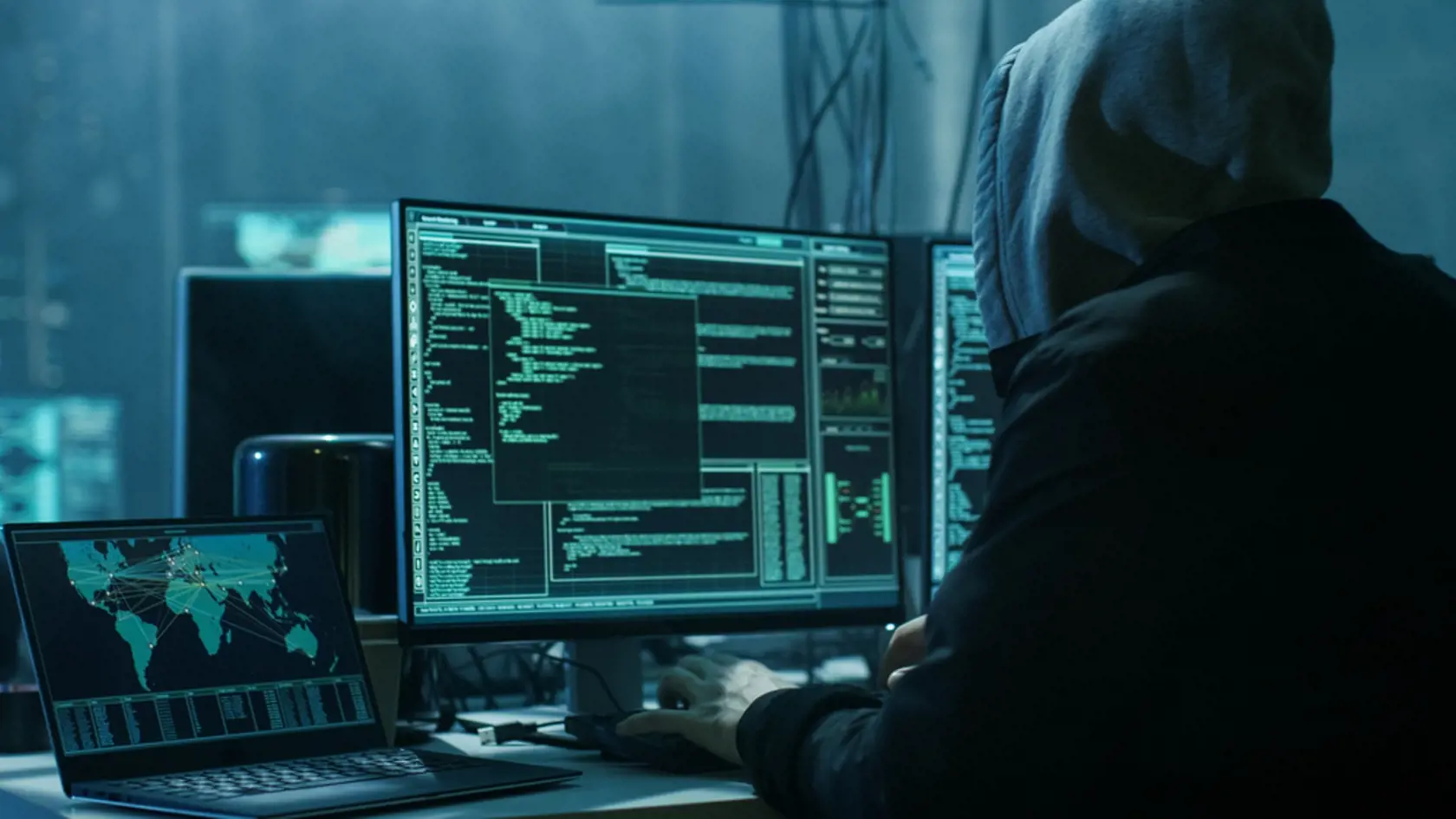 Zabezpečte si svoje kontá proti hacknutiu.