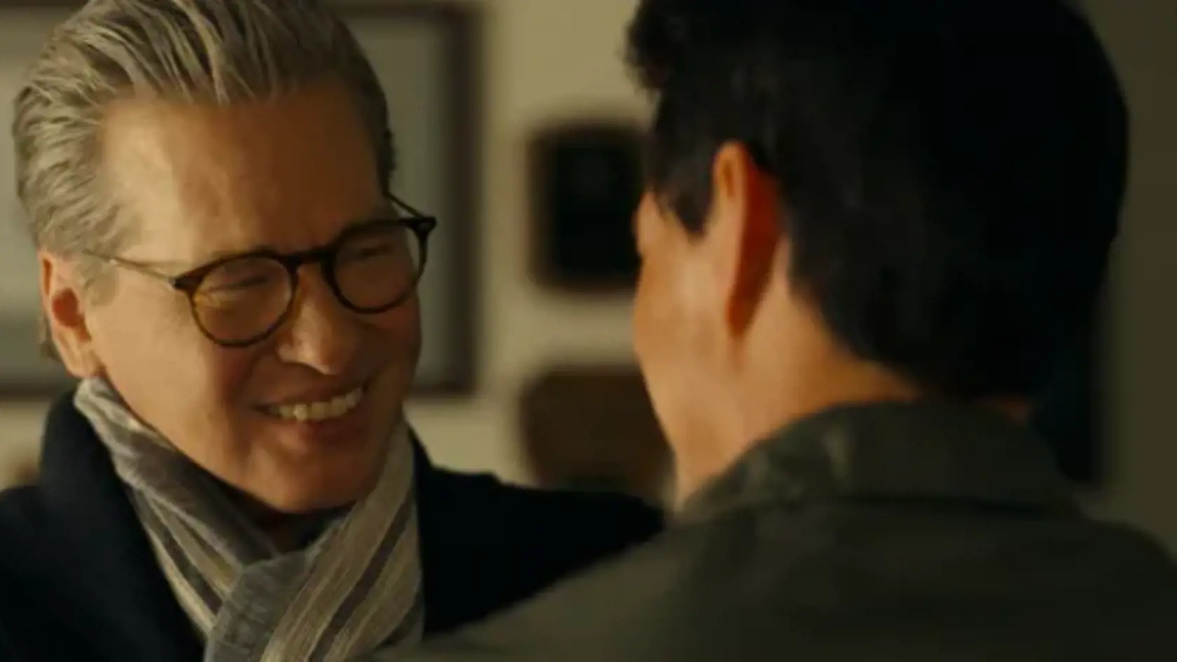 V pokračovaní Top Gunu sa objavil okrem Cruisa už iba Val Kilmer, teda "Iceman" z prvého filmu.