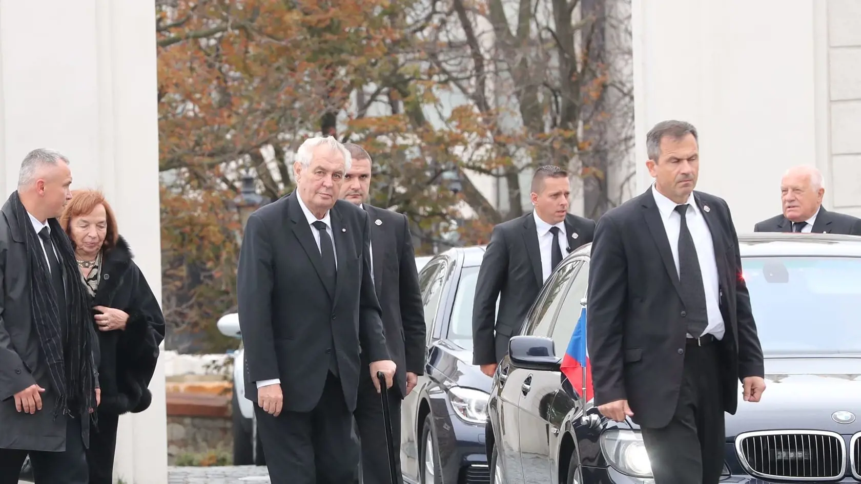 Zeman a Klaus prišli neskoro.
