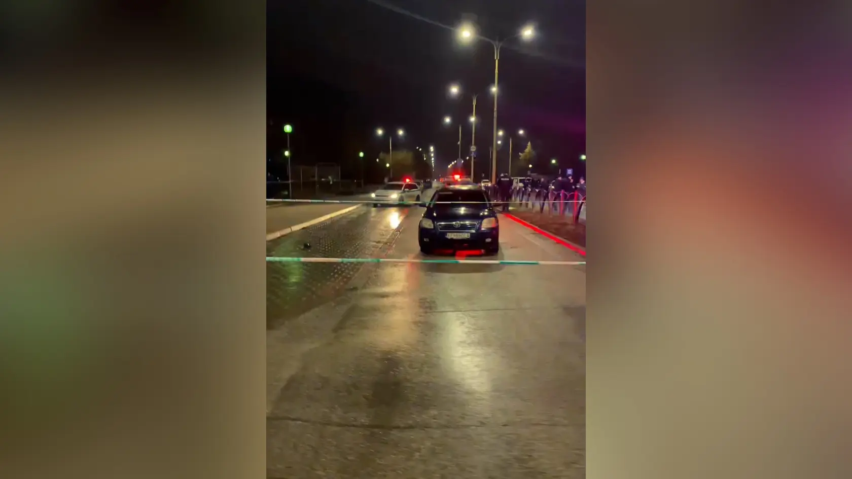V košickej mestskej časti Šaca došlo k streľbe. Podľa prvotných informácií je jedna osoba so strelnými poraneniami transportovaná do nemocnice.
