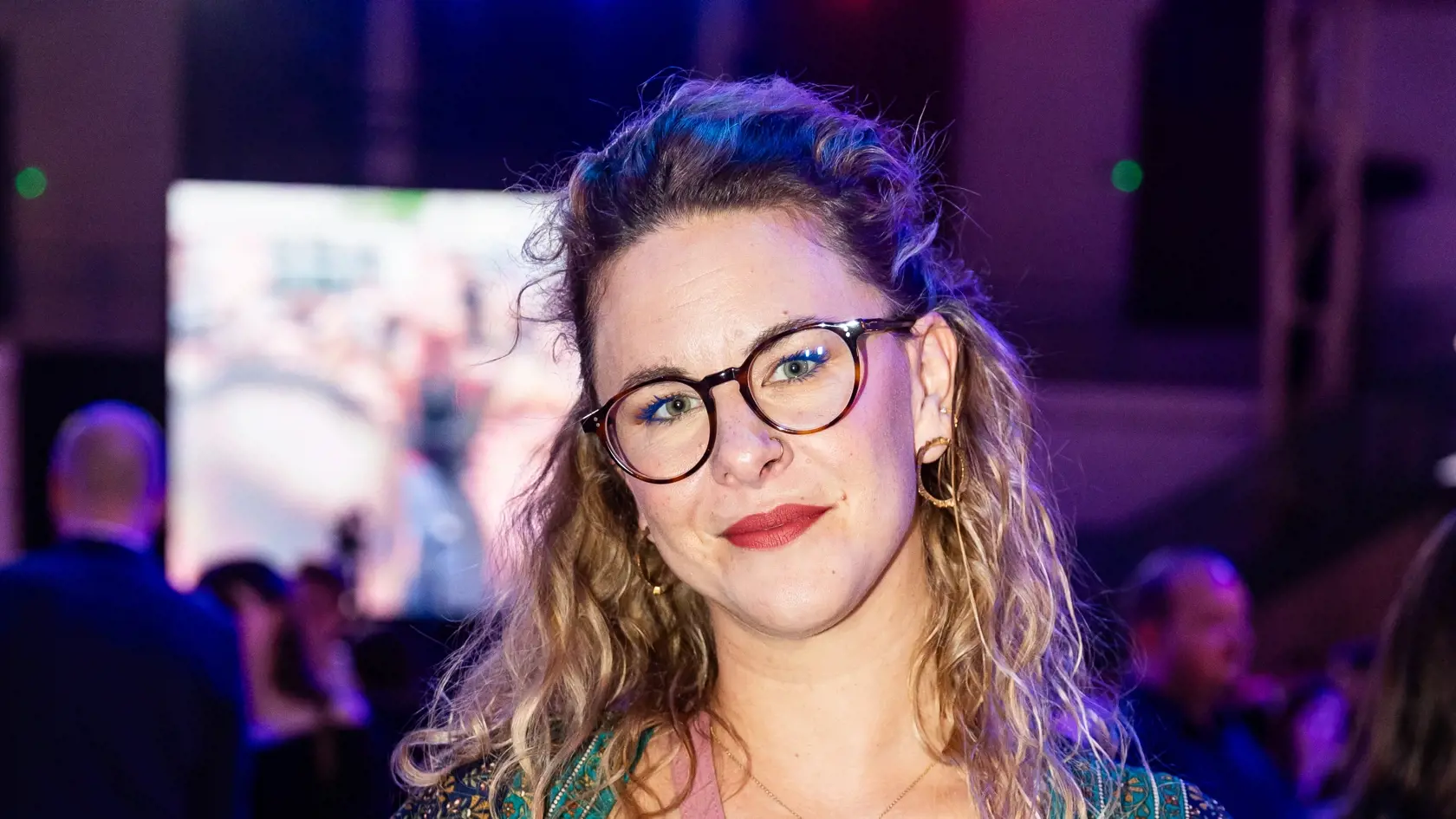 Príchod hostí do volebnej centrály Ivana Korčoka v Bratislave. Na snímke Kristína Tormová.