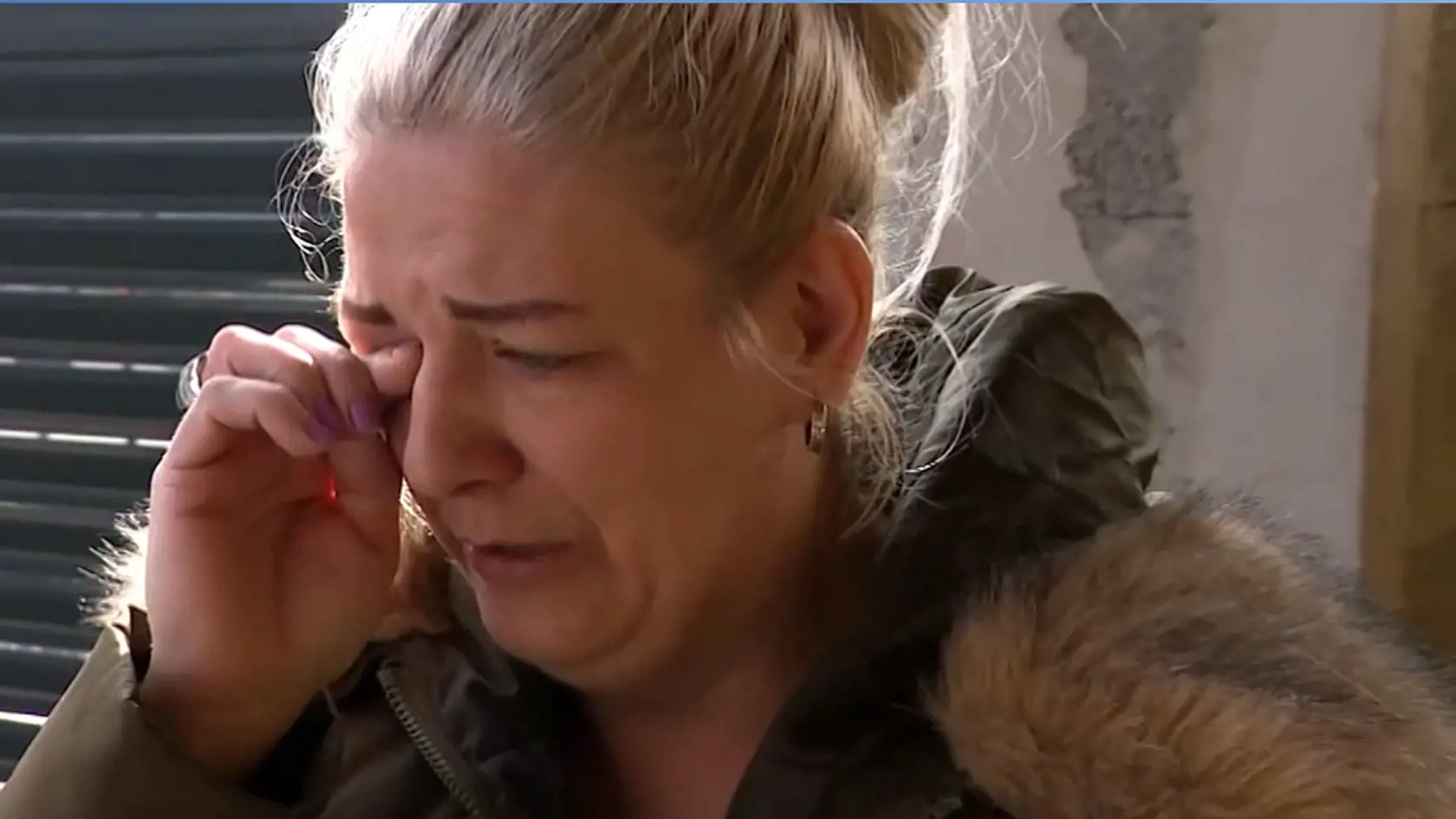 Alexova mama Anežka potvrdila, že lyžiar po nehode zastal, plakal a ľutoval toho, čo sa stalo. Sama vraví, že nebude voči nemu živiť v sebe nenávisť, syna jej to späť nevráti.