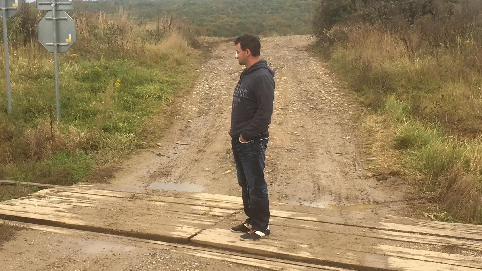Peter Adamec prežil hrozivú zrážku s vlakom.