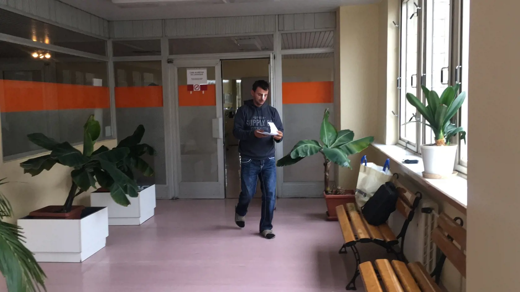 Peter Adamec prežil hrozivú zrážku s vlakom.