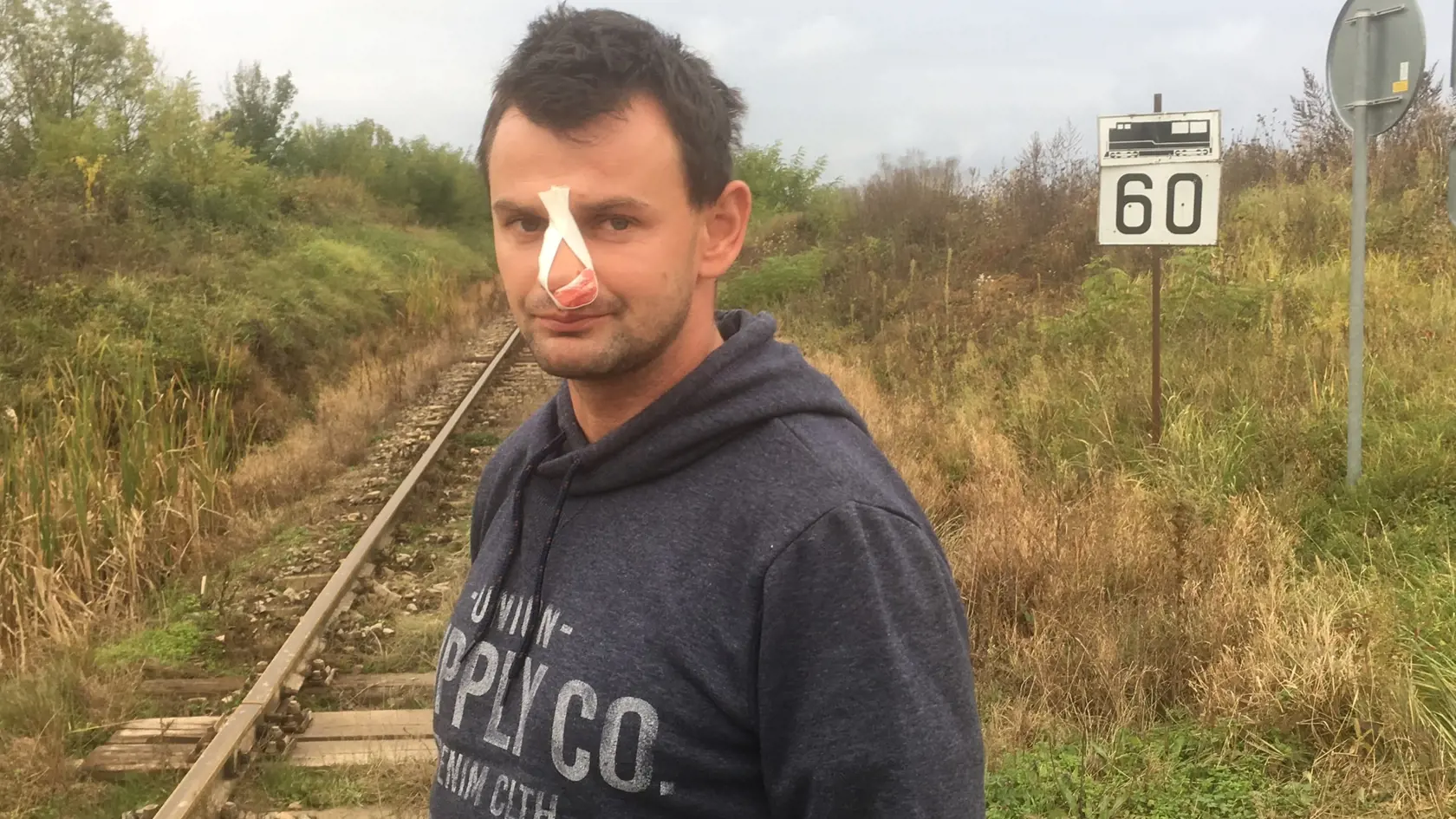 Peter Adamec prežil hrozivú zrážku s vlakom.