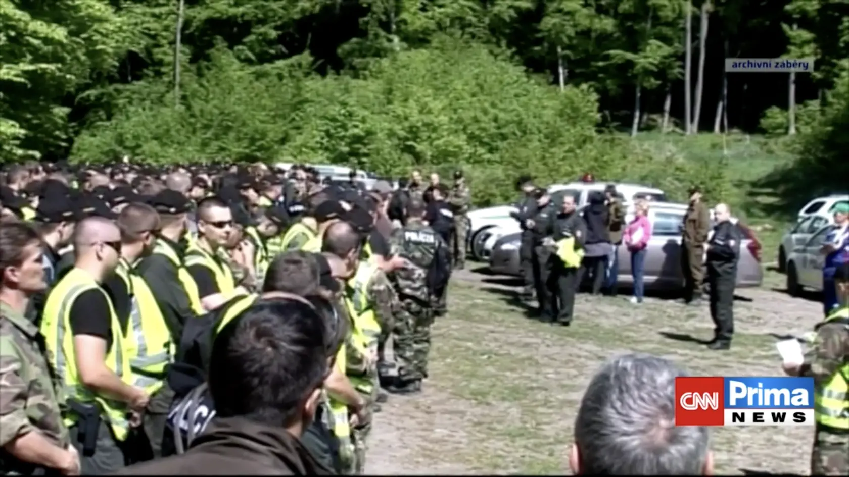 Na internete hľadal ľudí, ktorí chceli spáchať samovraždu a ponúkal im pomoc. “Urobím to ja sám, zabijem vás,” písal slovenský kanibal Matej Čurko svojim potencionálnym obetiam.