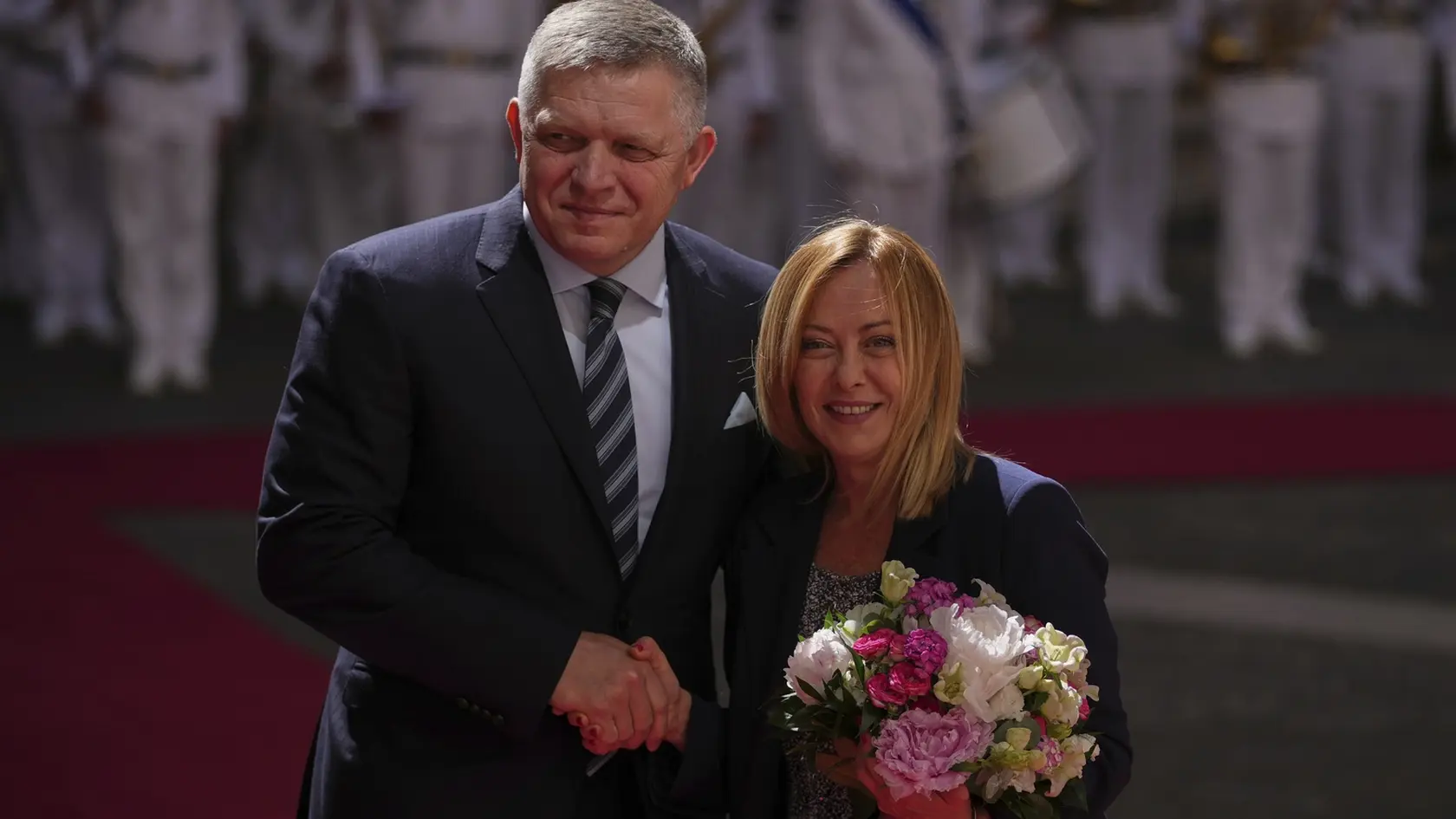 Slovenský premiér Robert Fico a talianska premiérka Giorgia Meloniová počas stretnutia v Ríme v utorok 3. júna 2025.